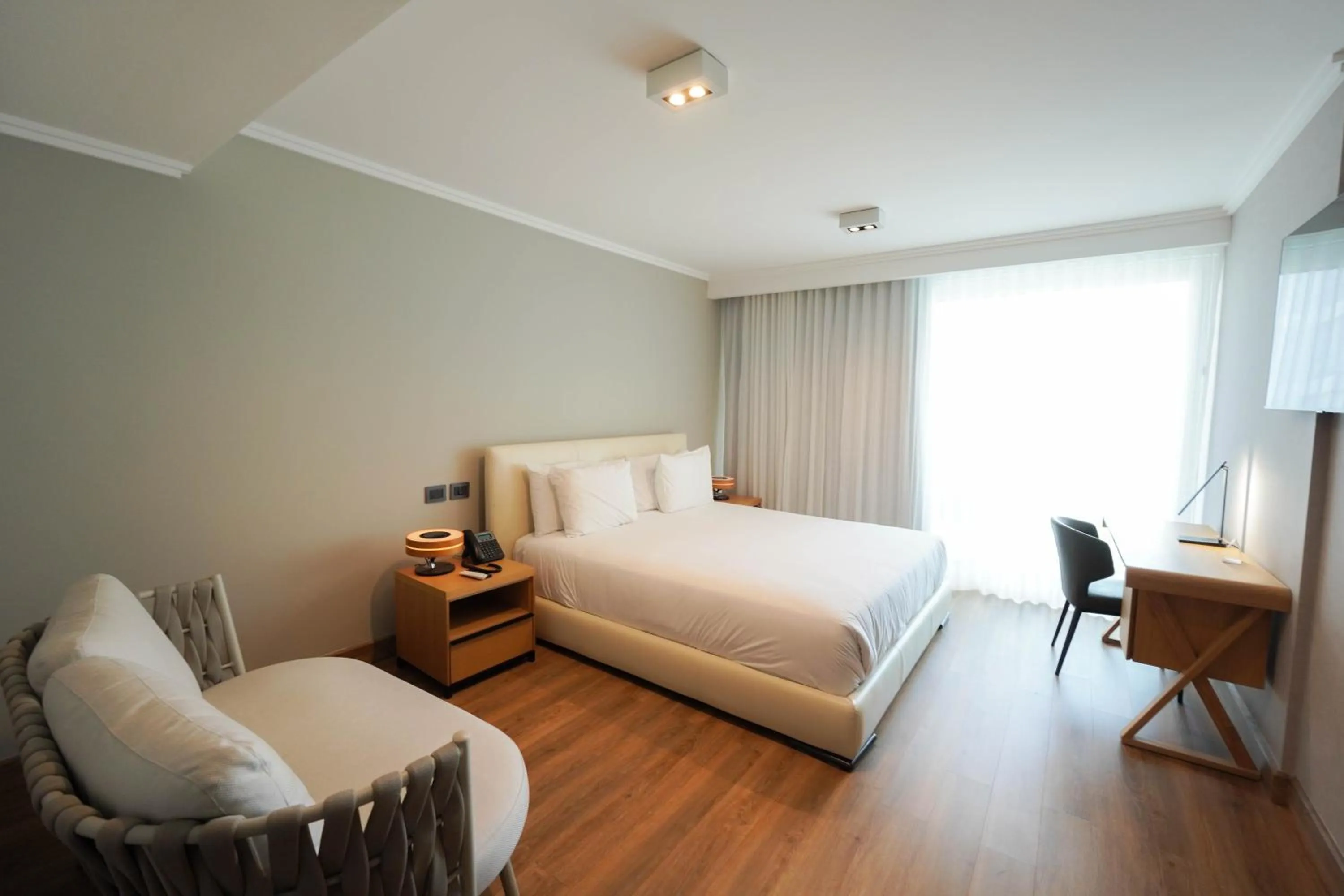 Deluxe Queen Room in Hotel Solerios Mansa