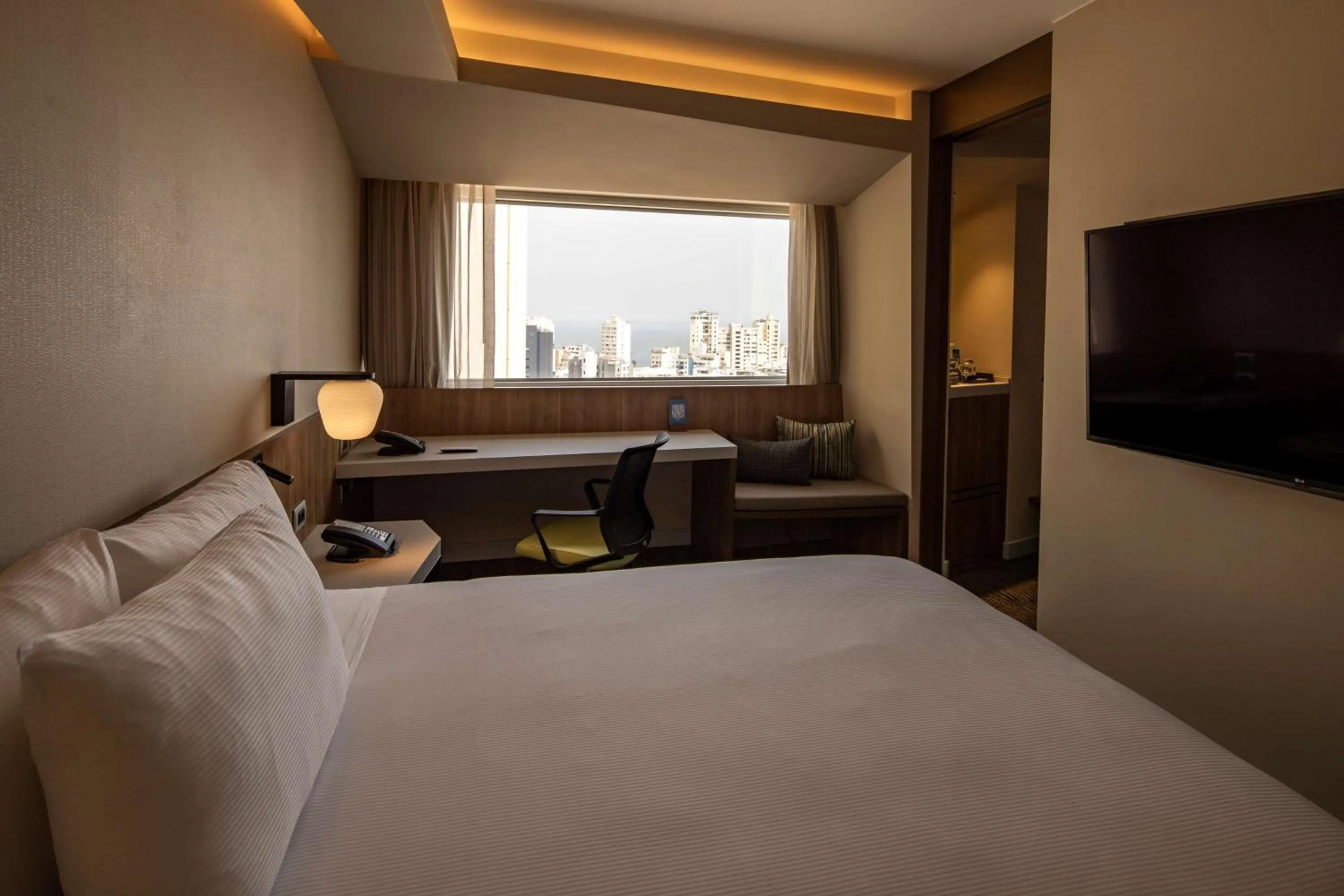 Junior Queen Suite in Hilton Garden Inn Lima Miraflores