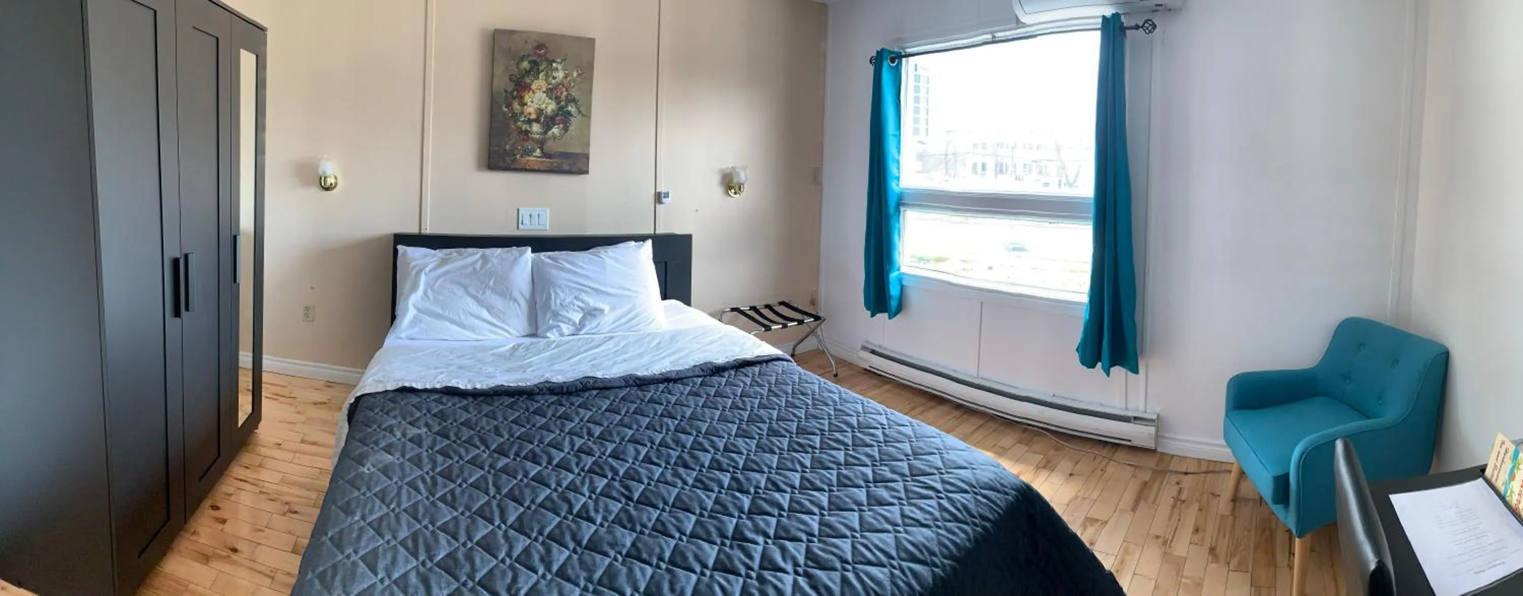 Deluxe Room (2 Adults + 1 Child) - single occupancy in Harbourview Inn and Suites