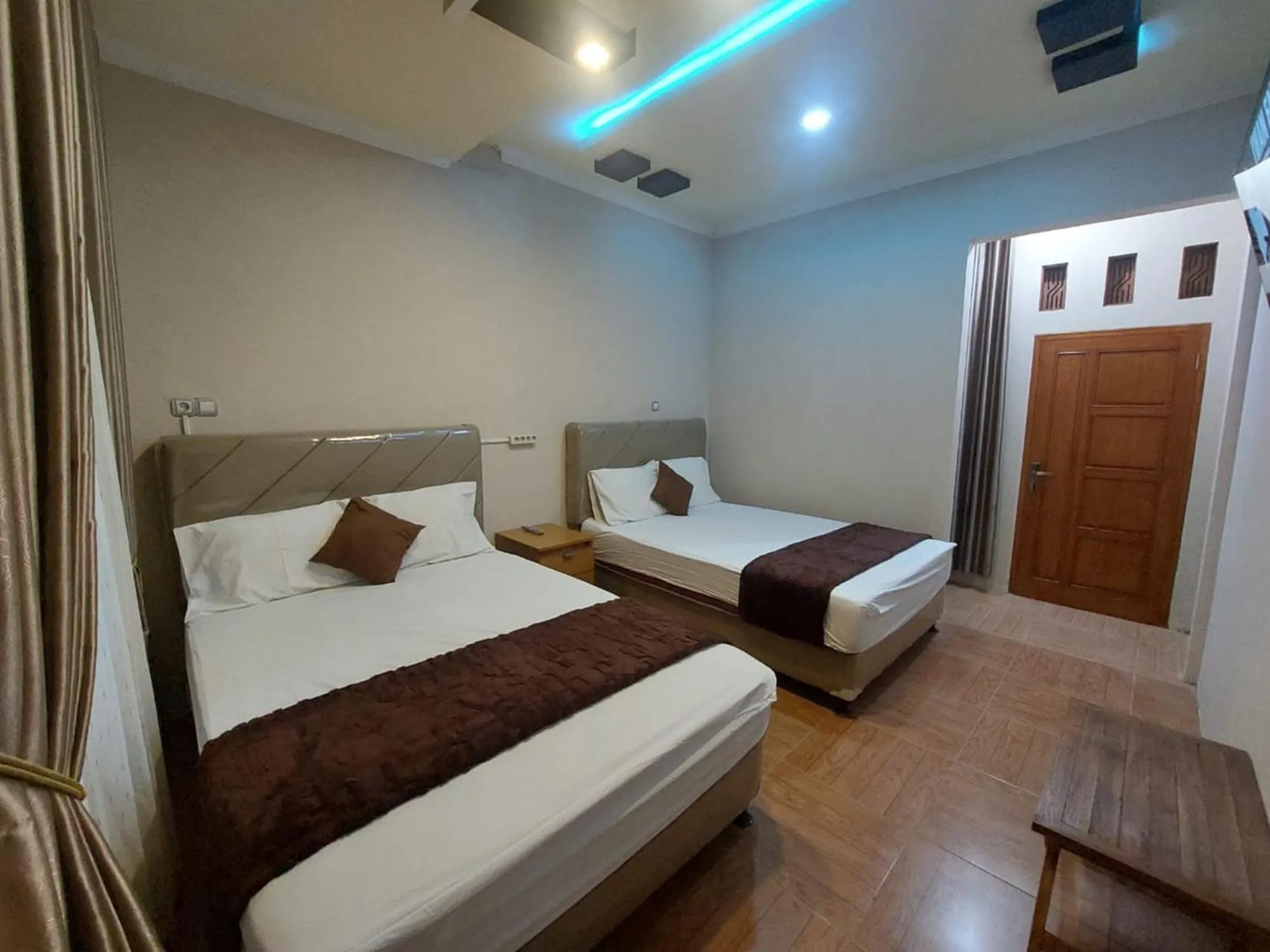 Family Room in Homestay Banteng Adventure Dieng Mitra RedDoorz