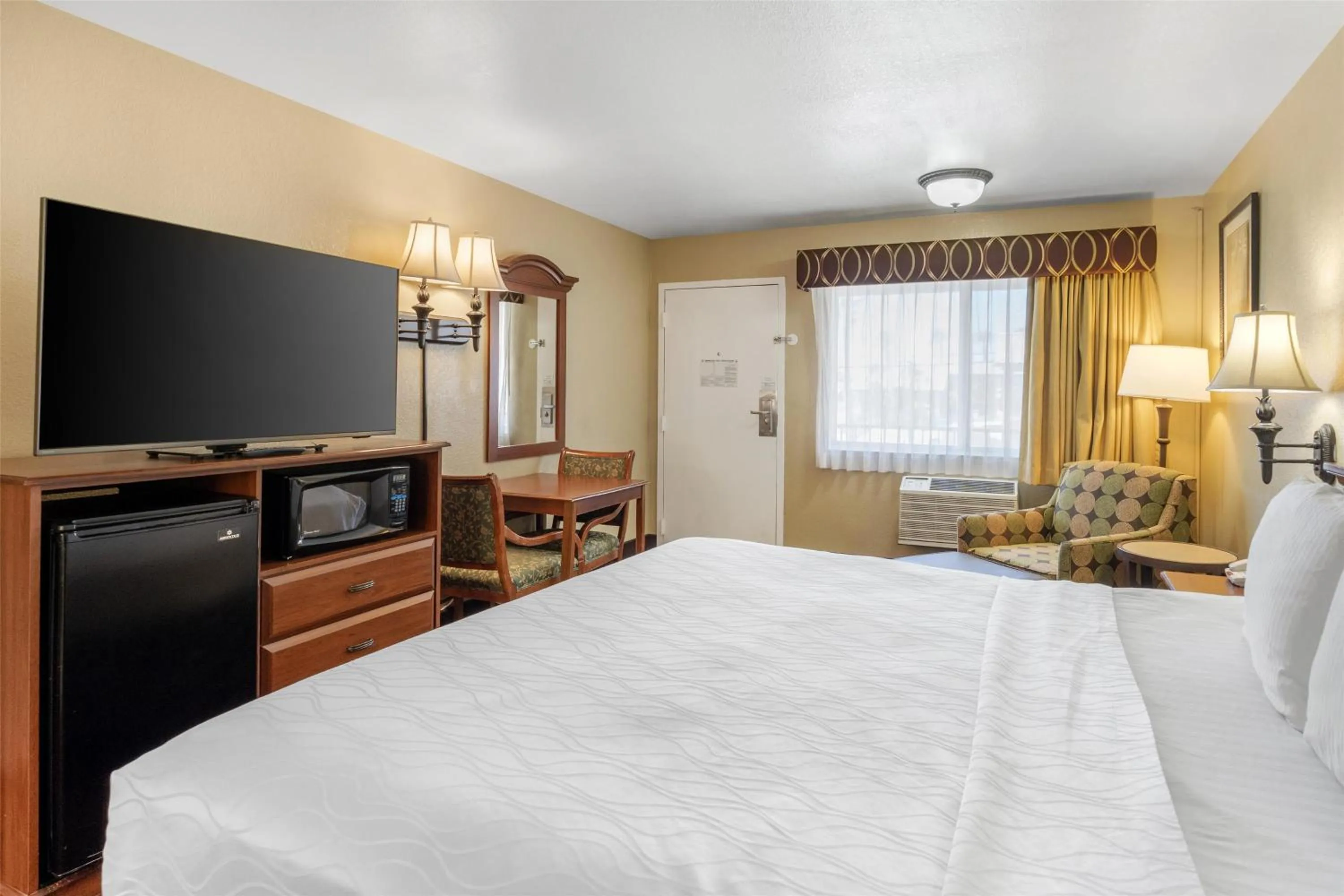 King Room in Best Western Desert Winds