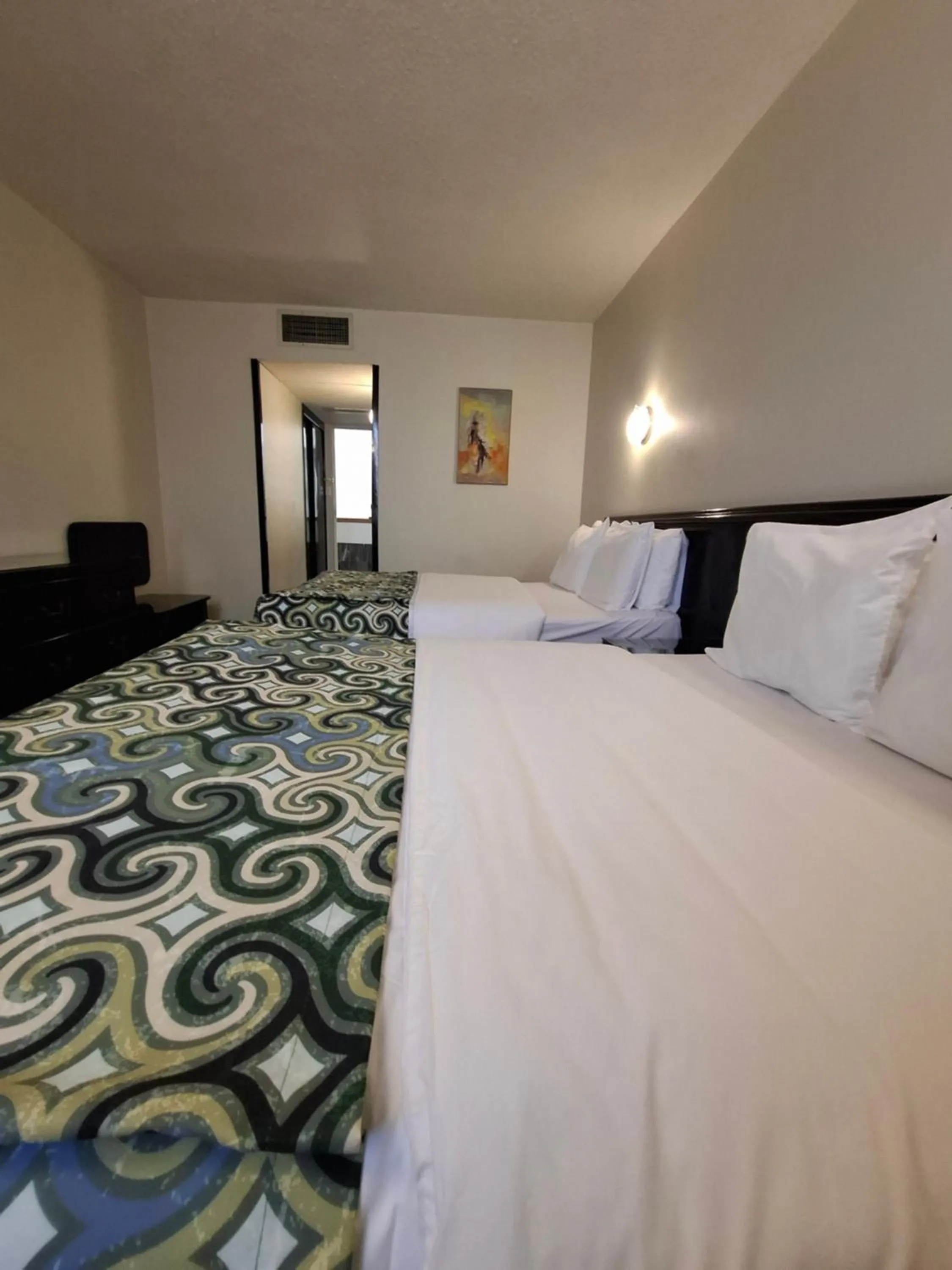 Deluxe Twin Room in Aristos Puebla