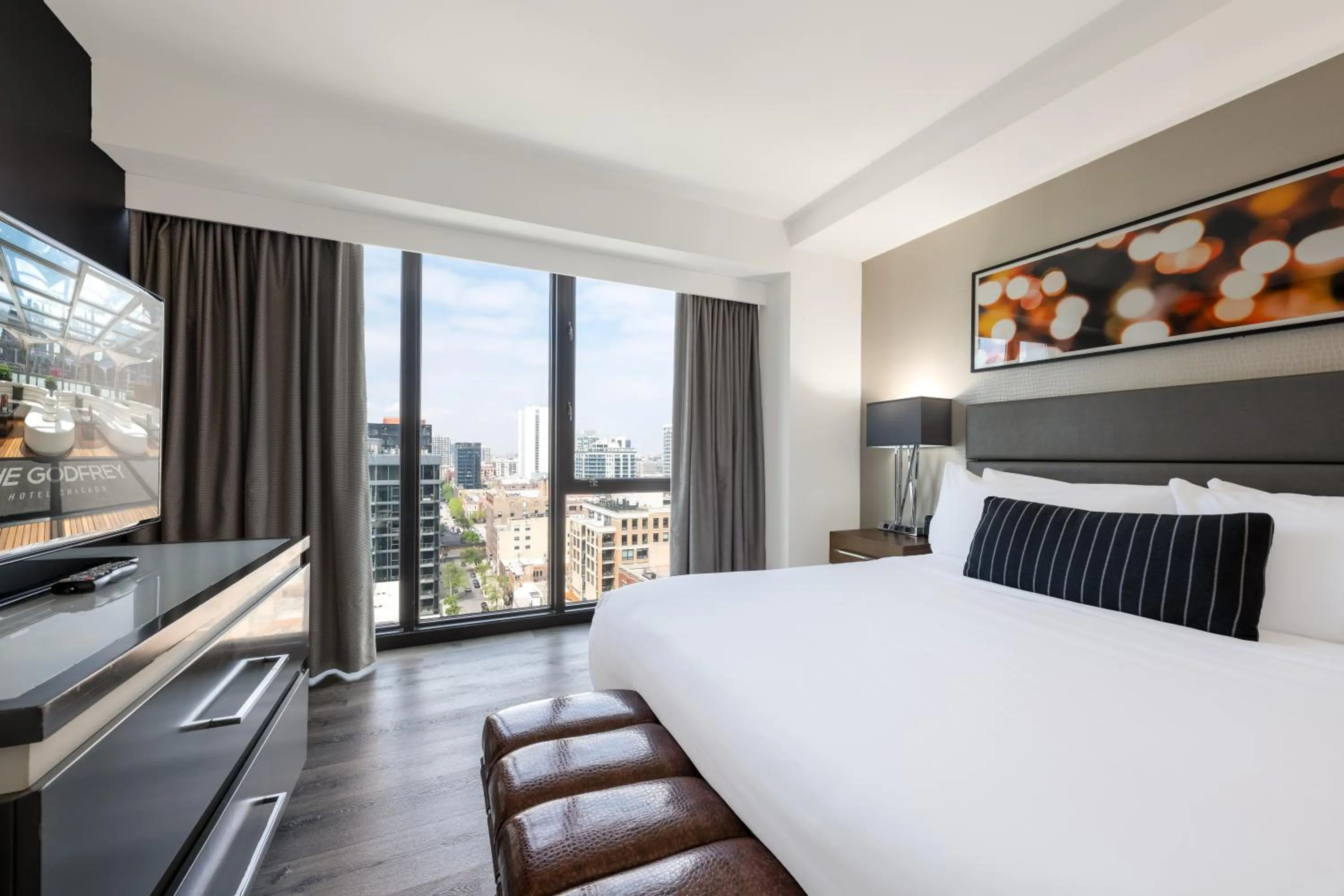 One-Bedroom King Suite in Godfrey Hotel Chicago