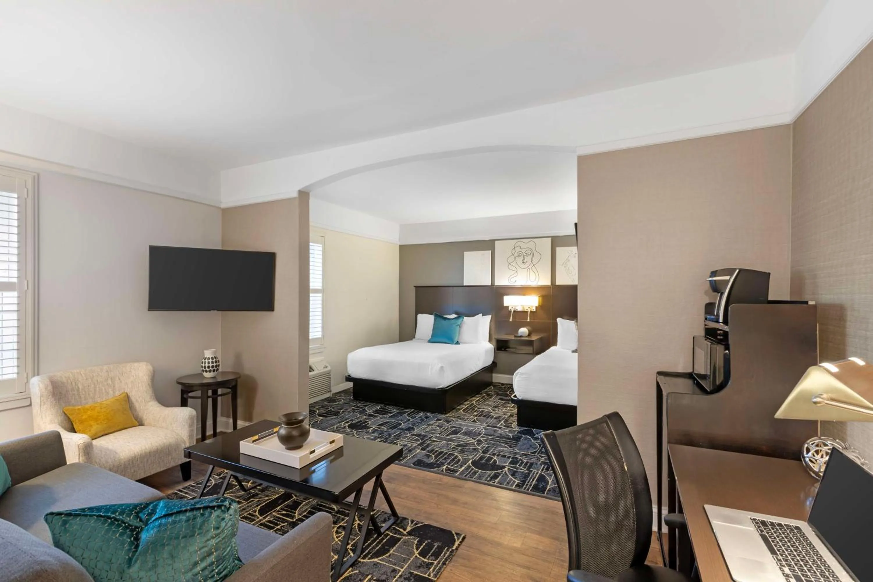 Junior Suite with Two Double Beds and Sofa Bed - single occupancy - Non-Smoking in Best Western Plus Hawthorne Terrace Hotel