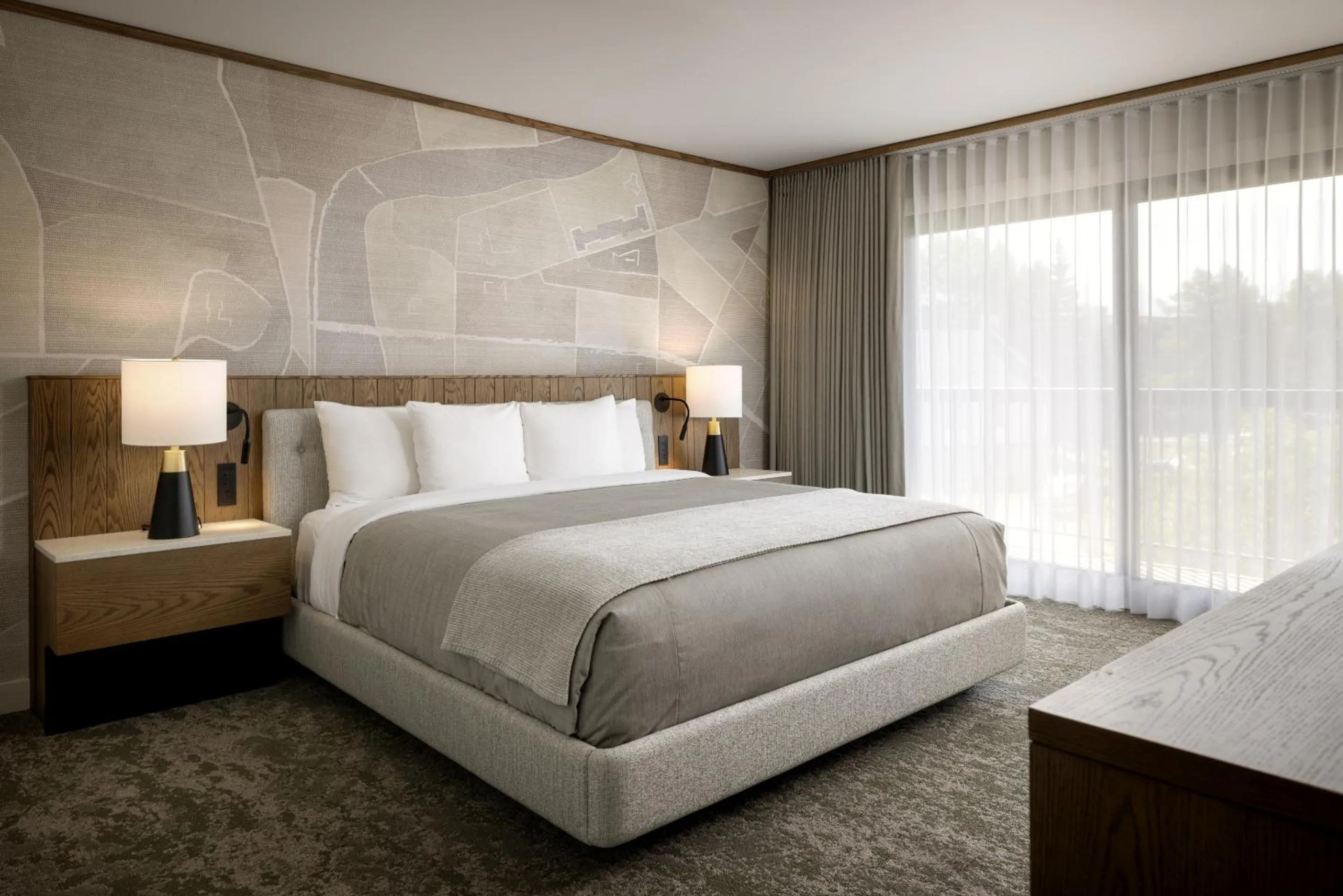 Superior Corner King Room (Connecting Room) in Banff Park Lodge