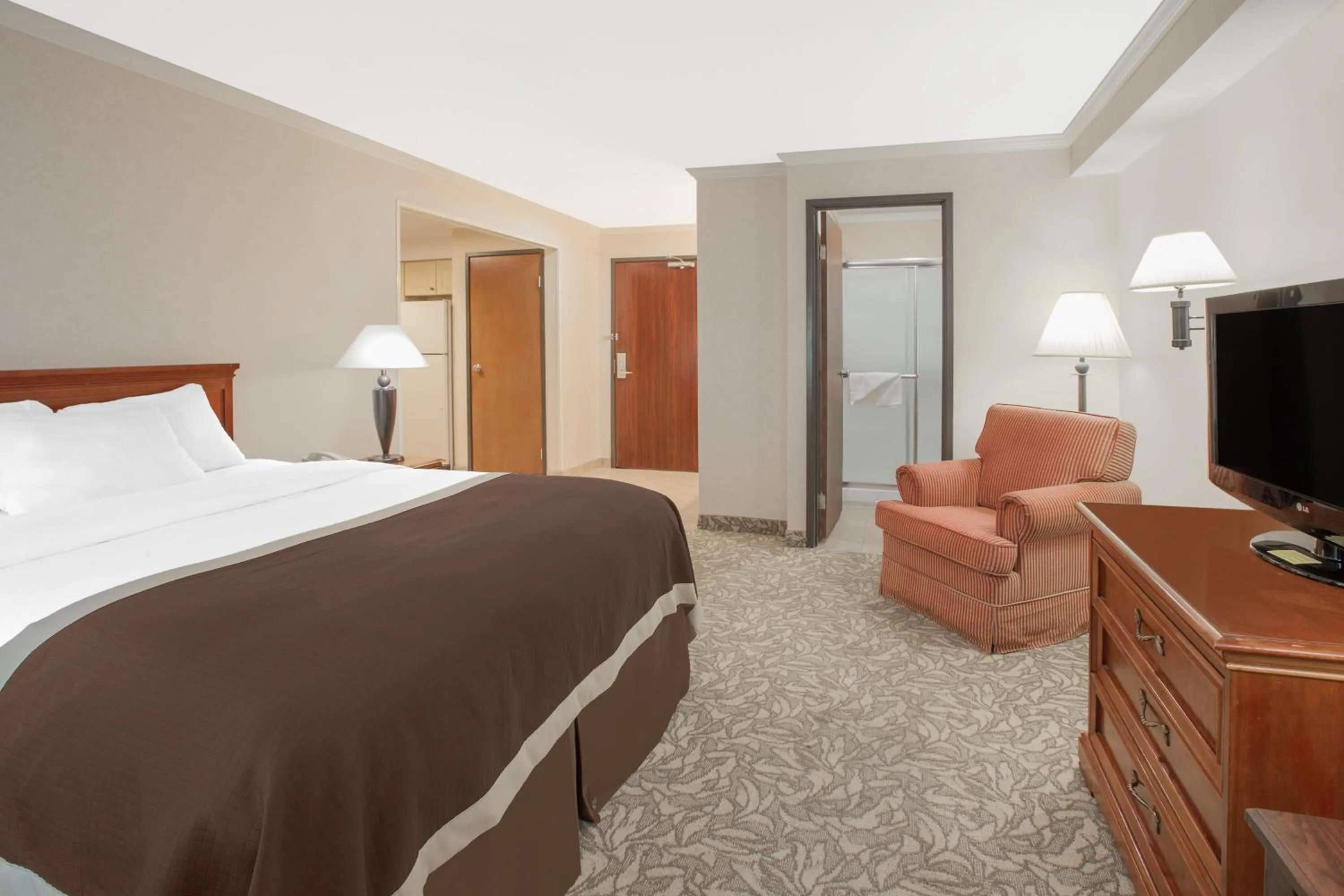 Queen Studio Suite - Non-Smoking in Baymont by Wyndham Jackson