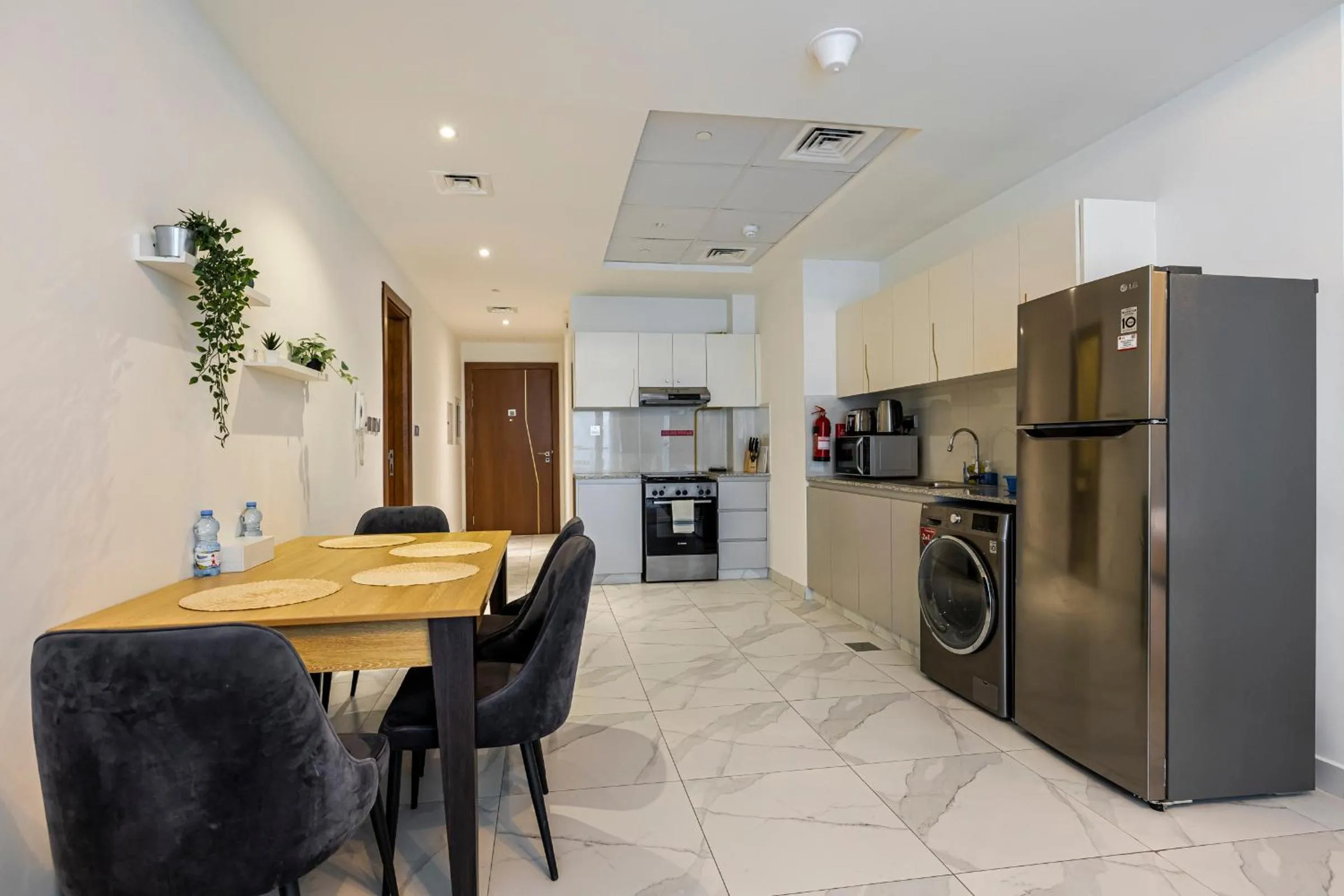 One Bedroom family apartment with Canal View in Unlock Waters Edge