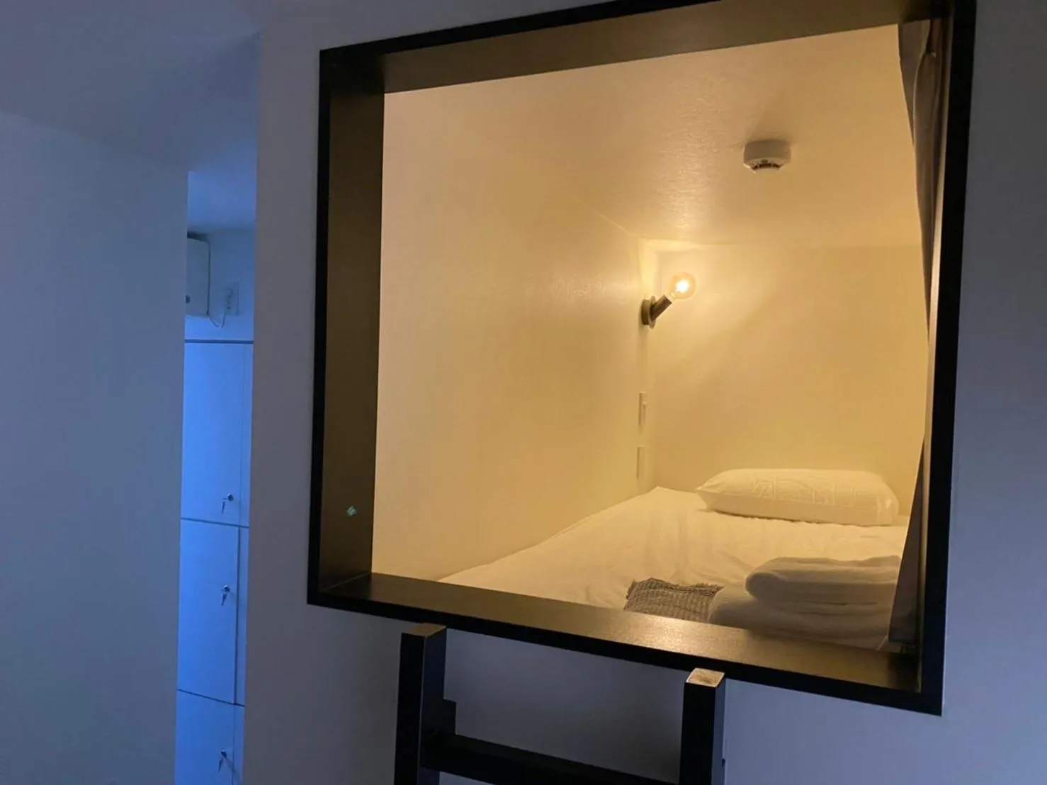 Single Bed in Dormitory Room in En- Hostel & Café bar