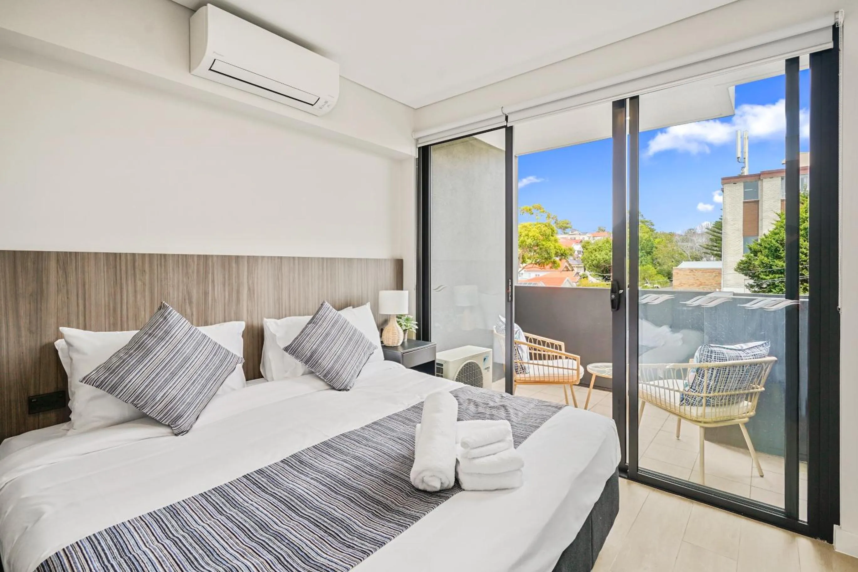 Superior Studio Apartment in Coogee Studio Apartments