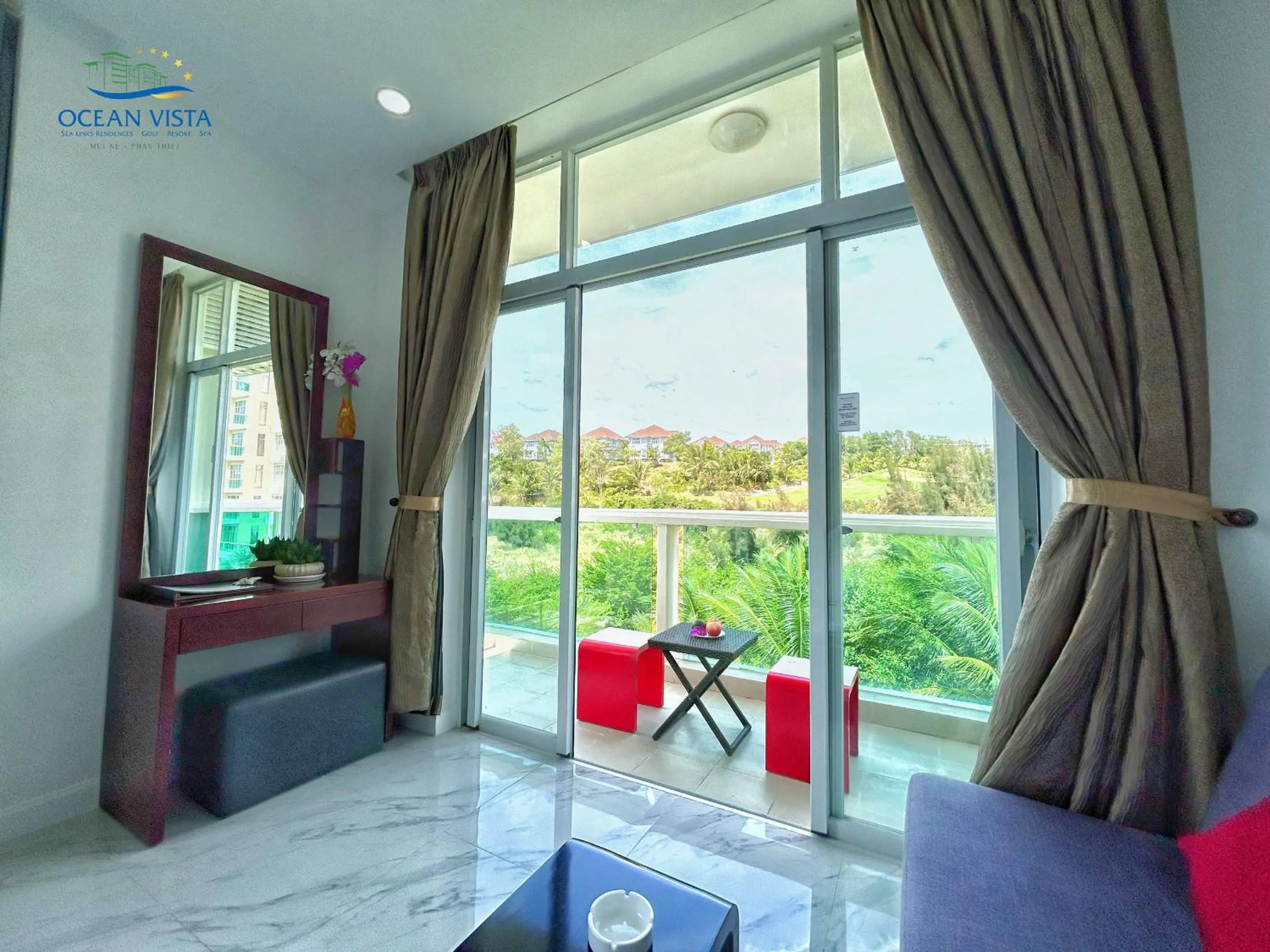 Studio with Garden View in Ocean Vista