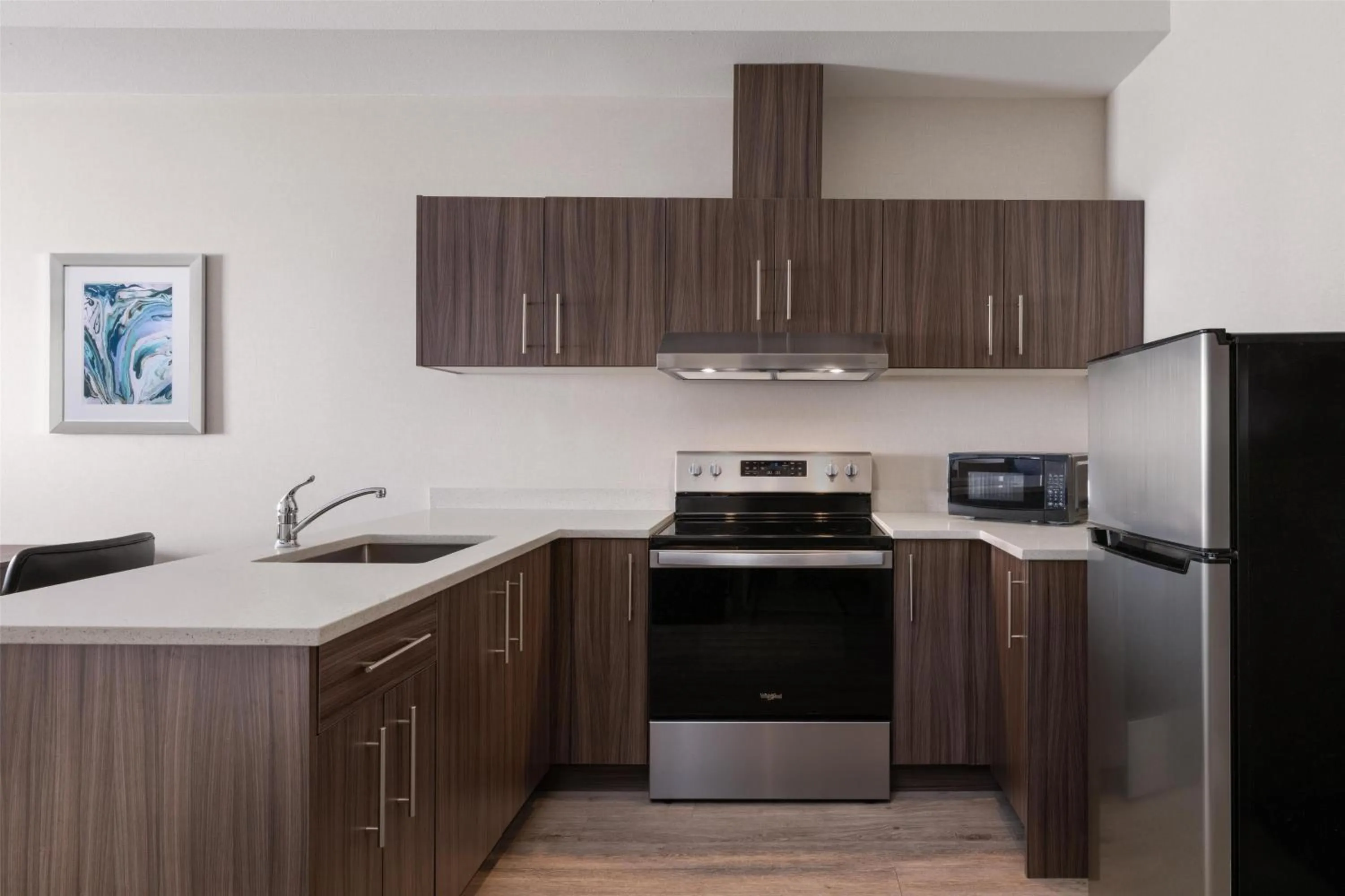 King Suite with Sofa Bed in Best Western Plus Gateway to the Falls