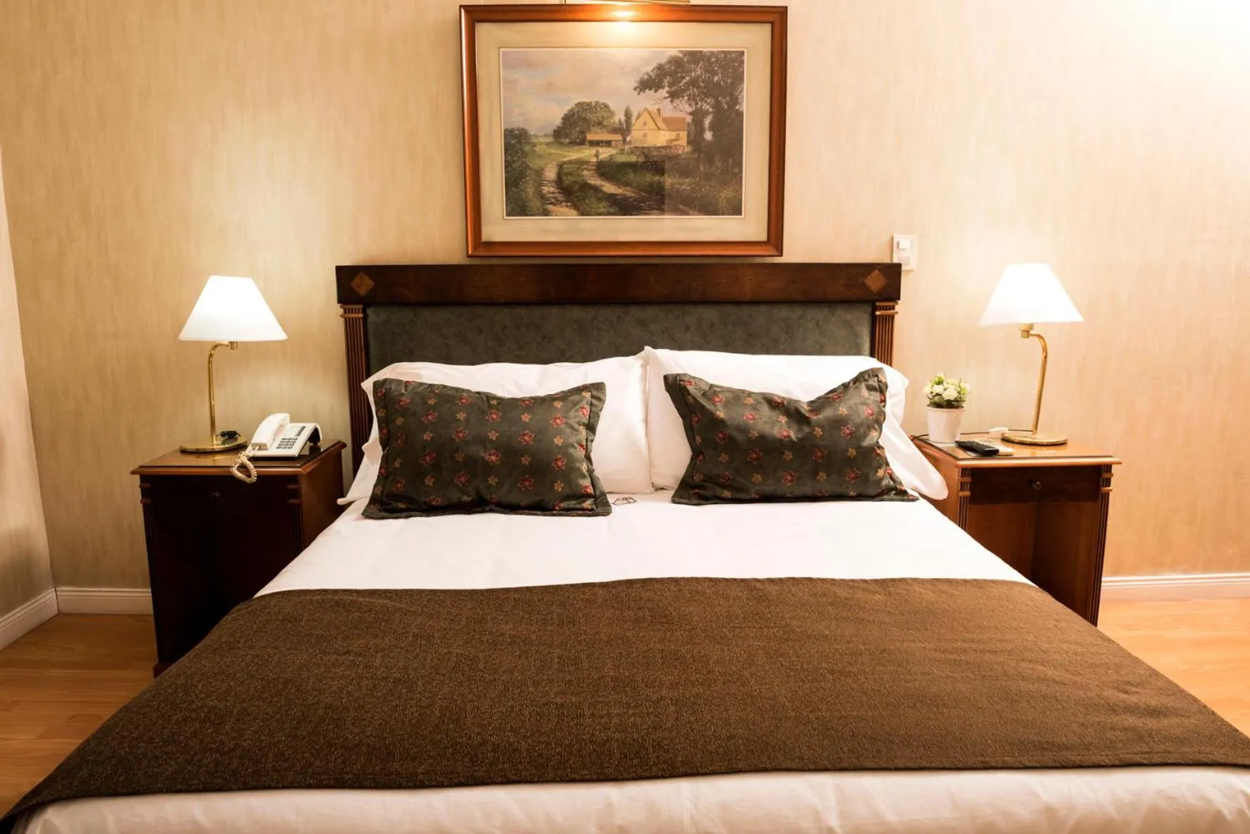 Superior Double Room in Mayflower Suites