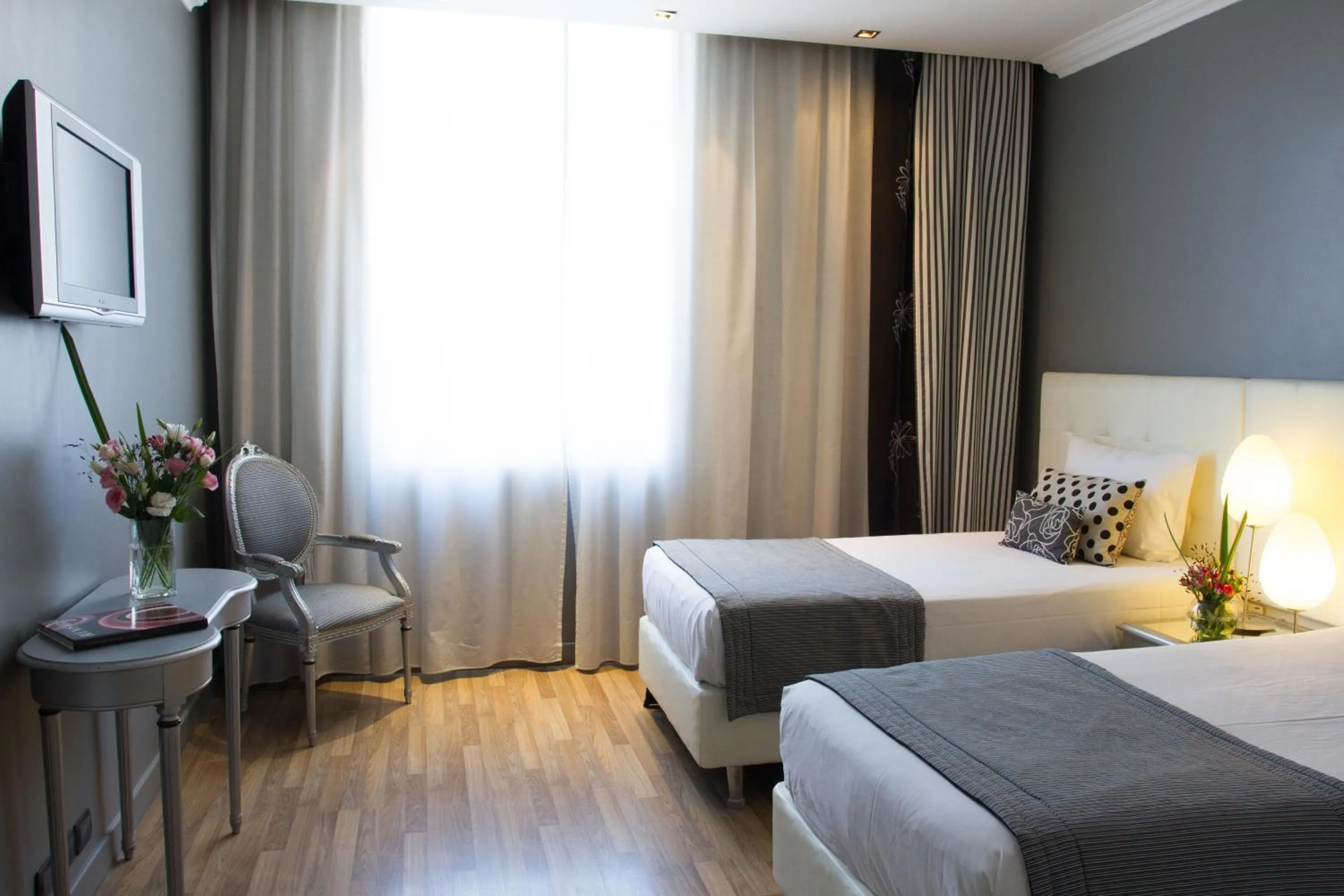 Standard Double Room in Unique Executive Central