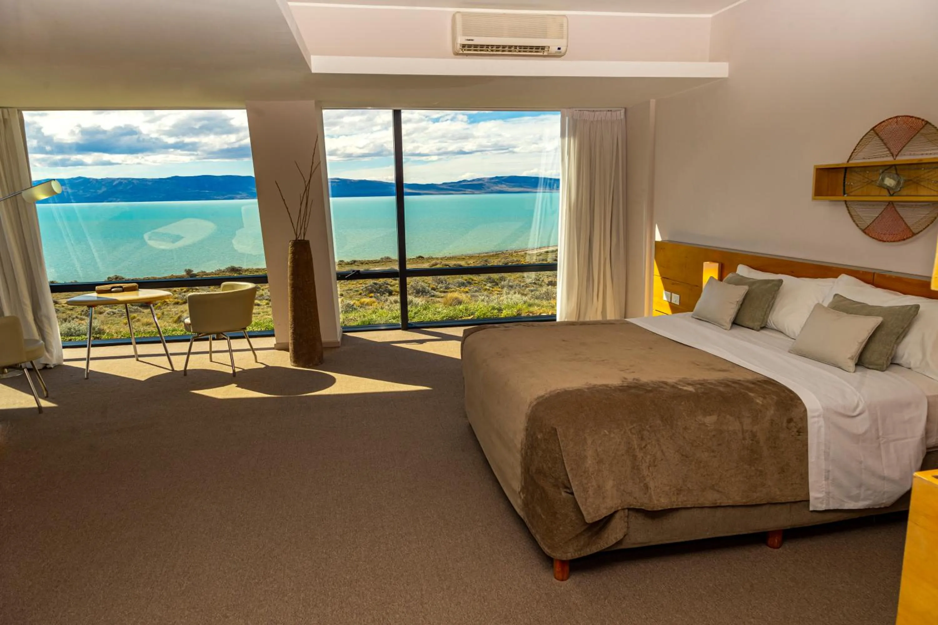 Deluxe Studio in Design Suites Calafate