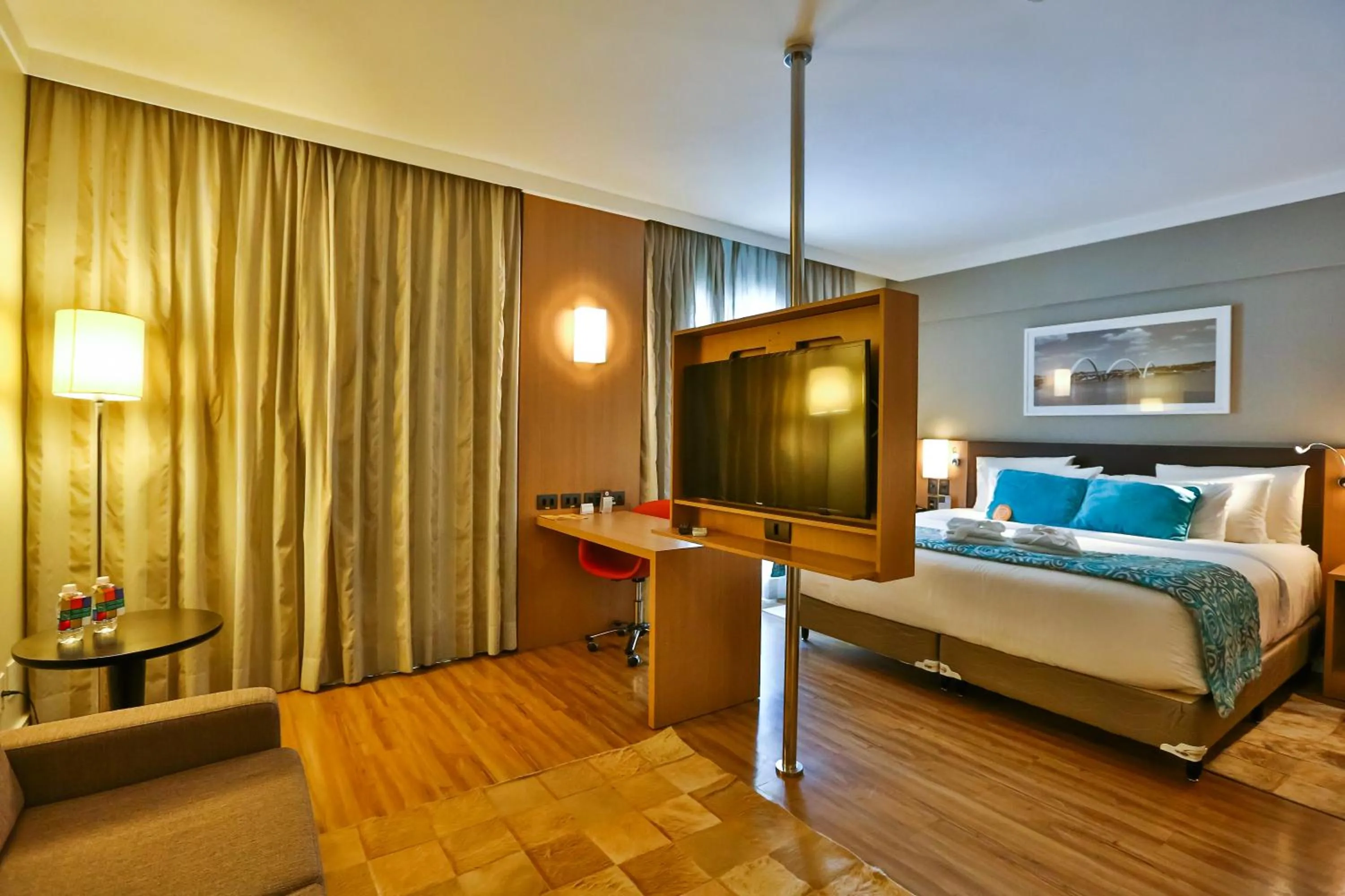 Business Suite in Quality Hotel & Suites Brasília