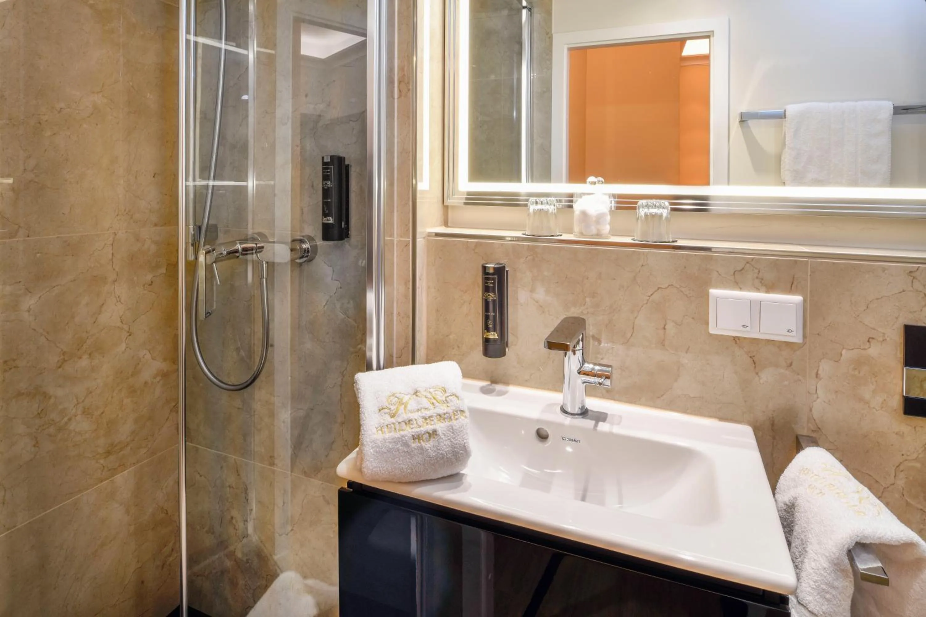 Standard Single Room in Hotel Heidelberger Hof