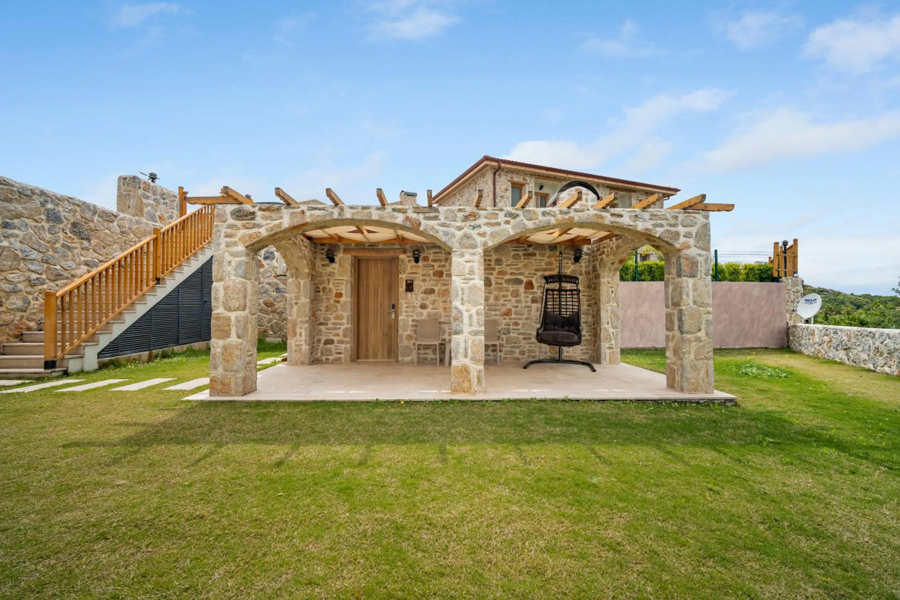 Deluxe Room in ZEYT INN HOTEL