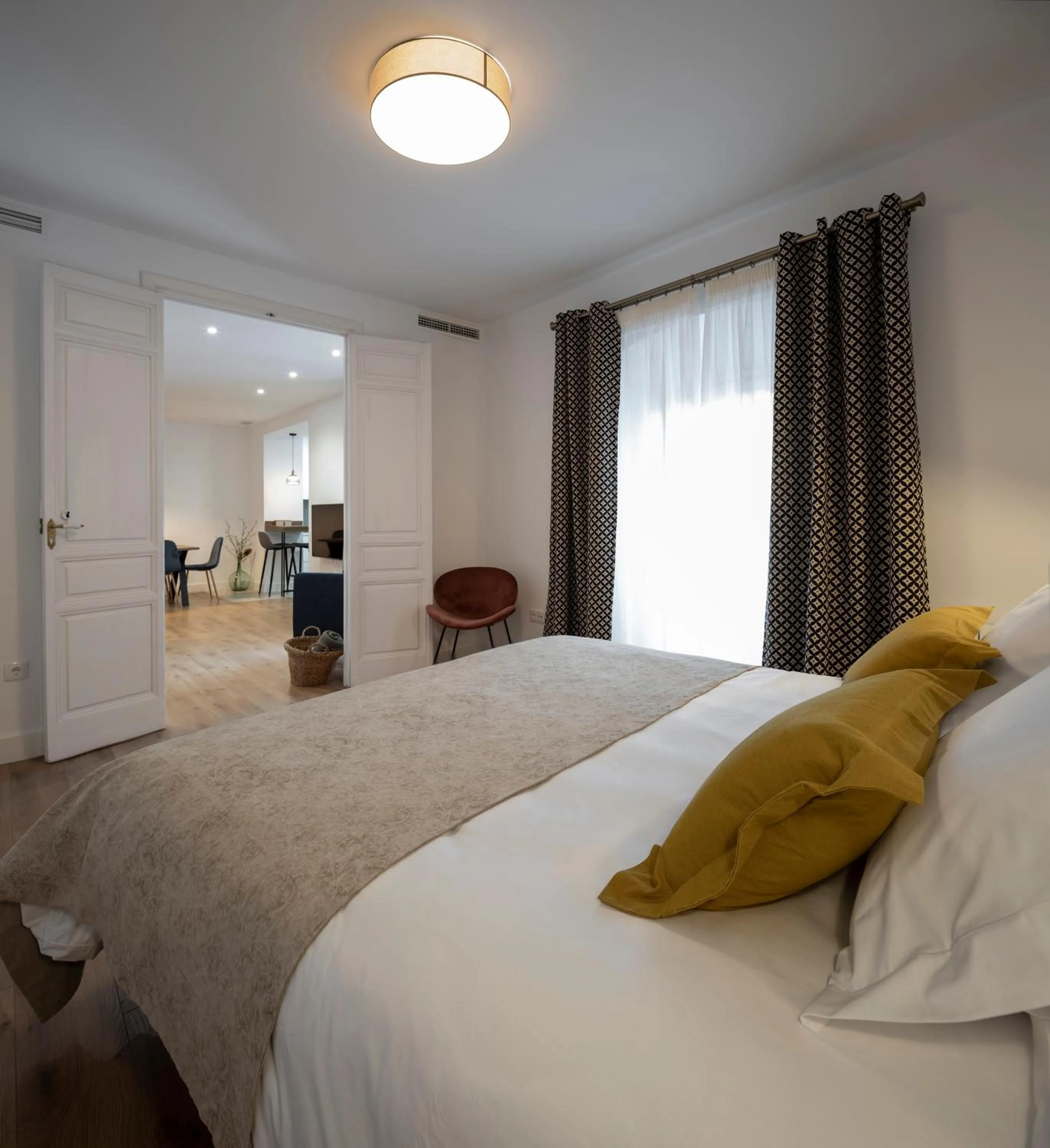 Two-Bedroom Apartment in Apartamentos Petronila 1881