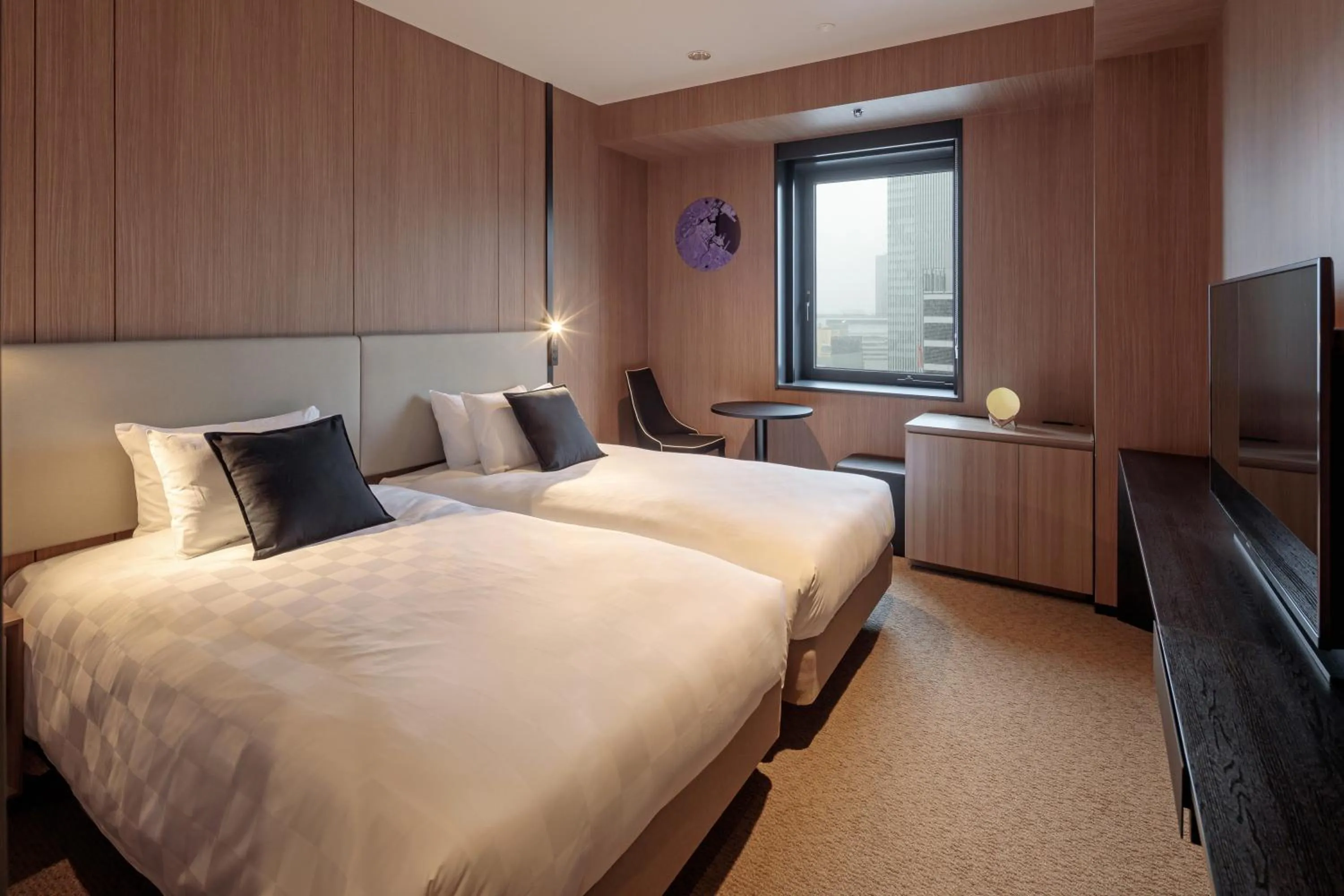 Standard Twin Room in Yokohama Tokyu REI Hotel