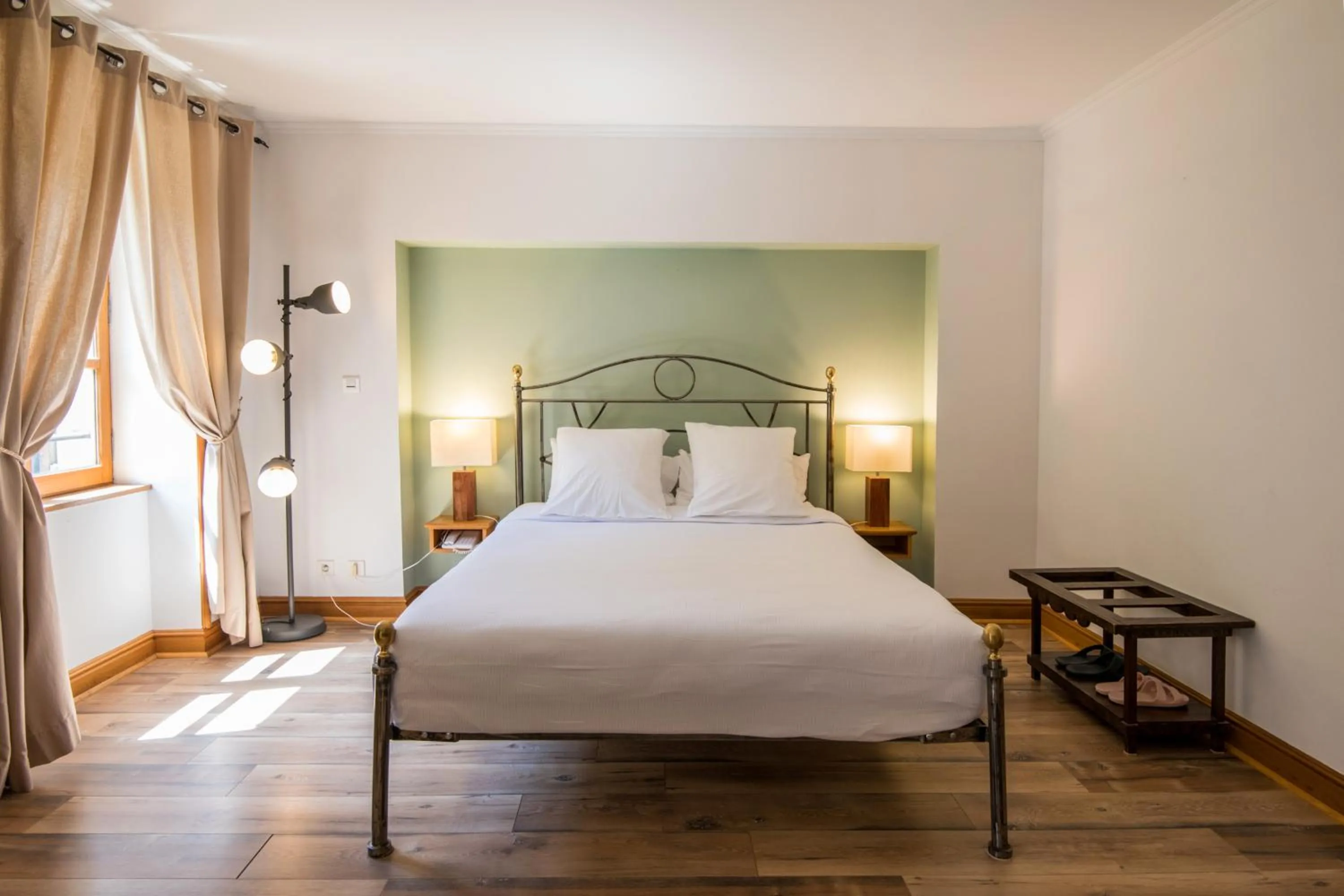 Contemporary Suite ( Martine's House -  Castle Annex ) in Château De La Caze Piscine & Spa - Ste Enimie