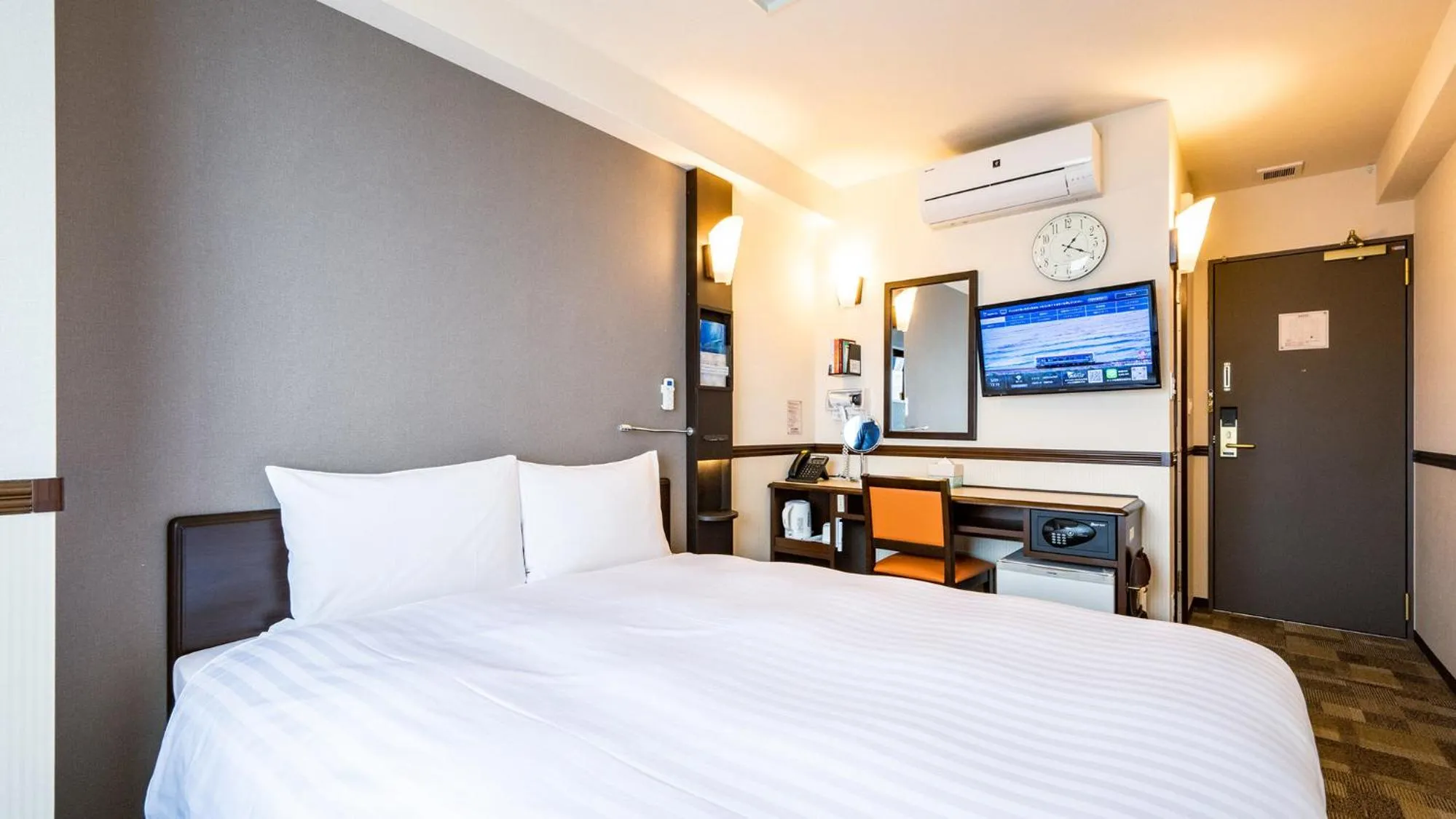 Queen Room - single occupancy - Non-Smoking in Toyoko Inn Hikone eki Higashi guchi