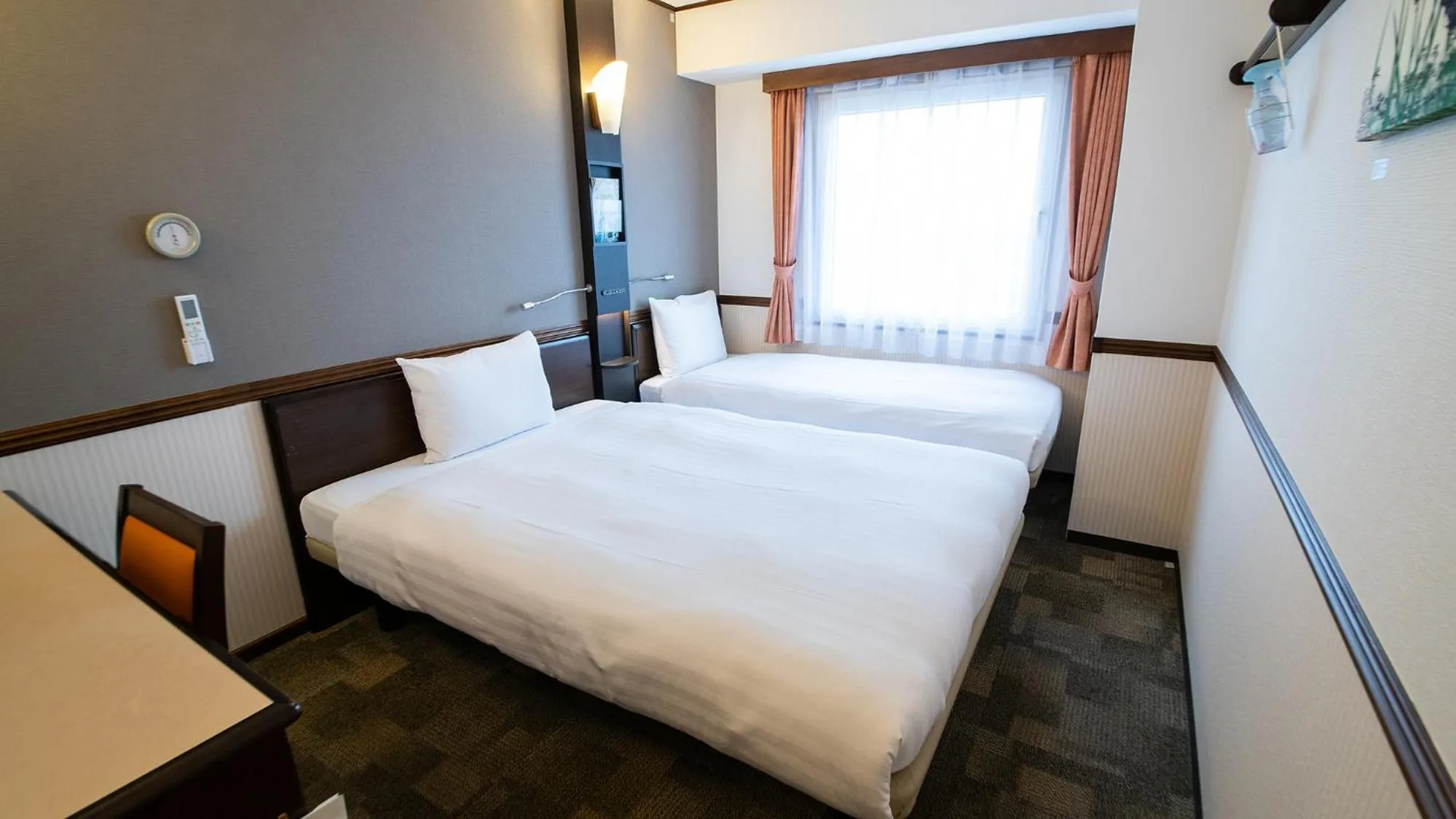 Twin Room - Non-Smoking in Toyoko Inn Hikone eki Higashi guchi