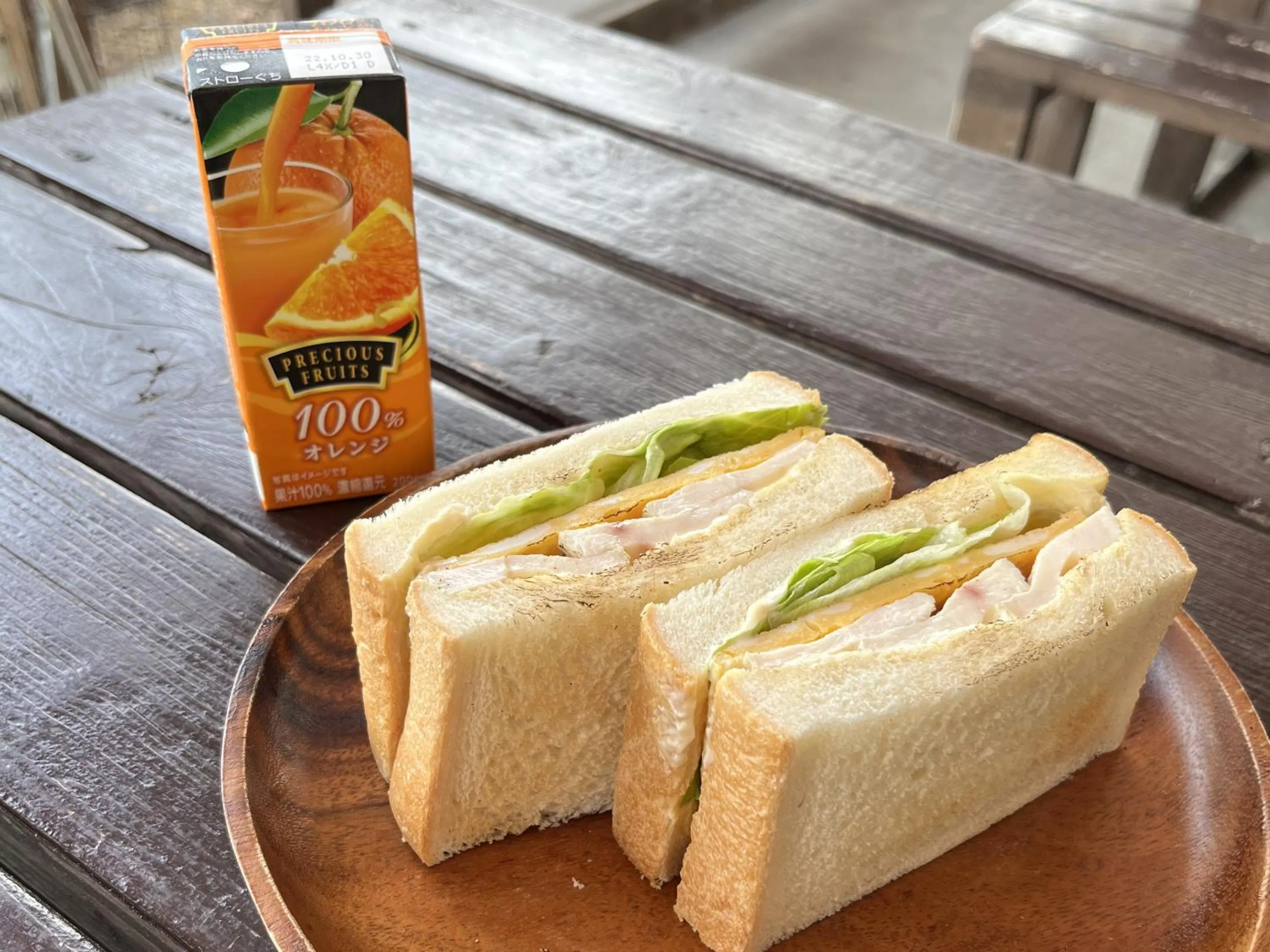 Family Room with Lake View in Biwa-Lakeside Cottage B B Dylan