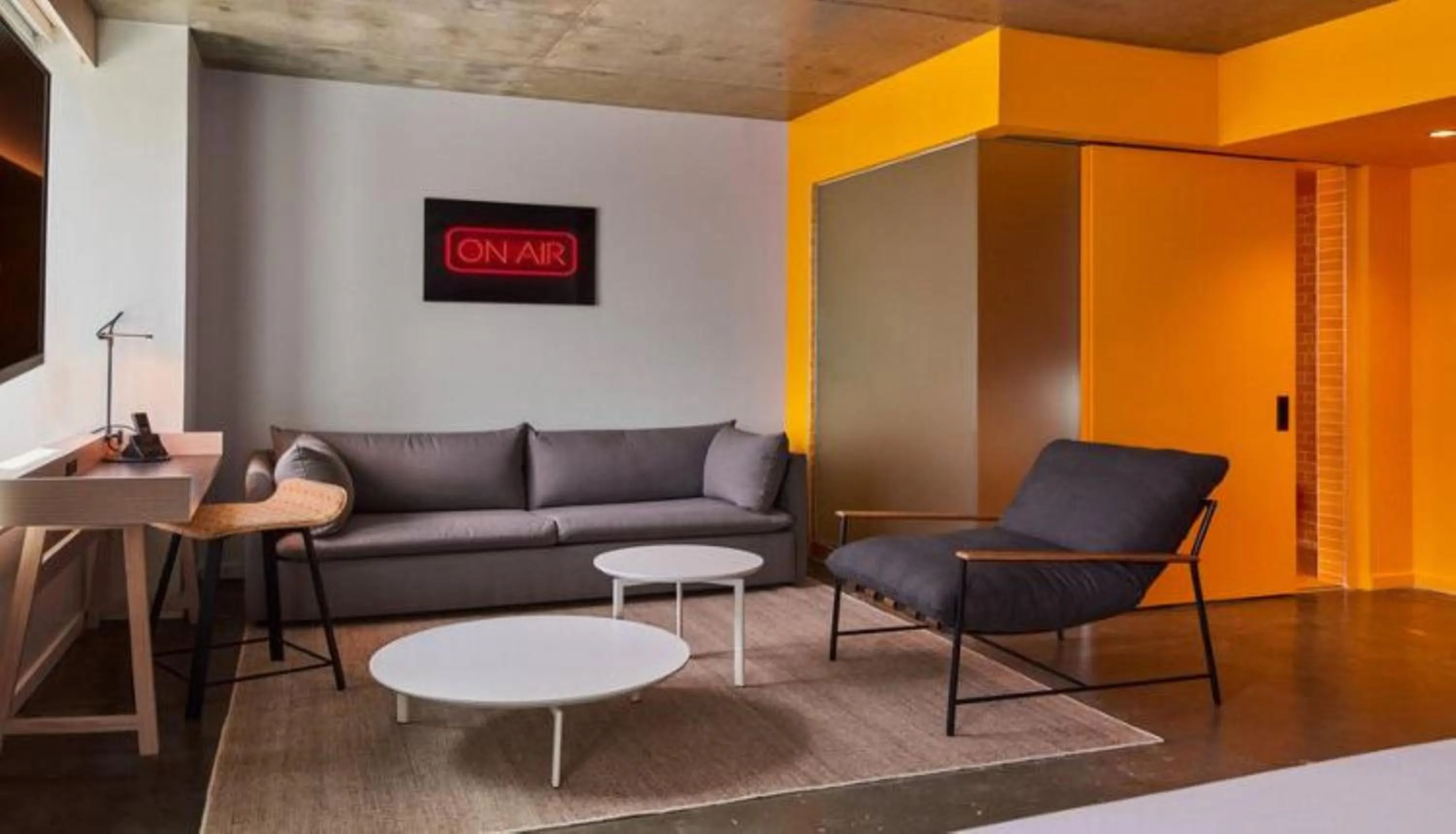 King Suite in Radio Hotel