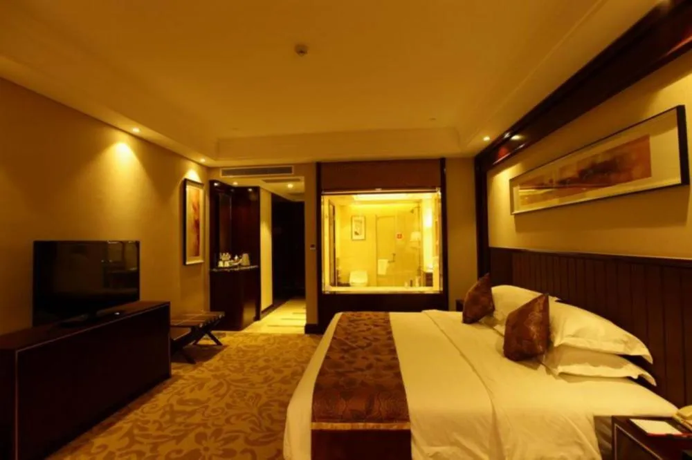 King Room - single occupancy - Mobility Access in Ramada Changzhou