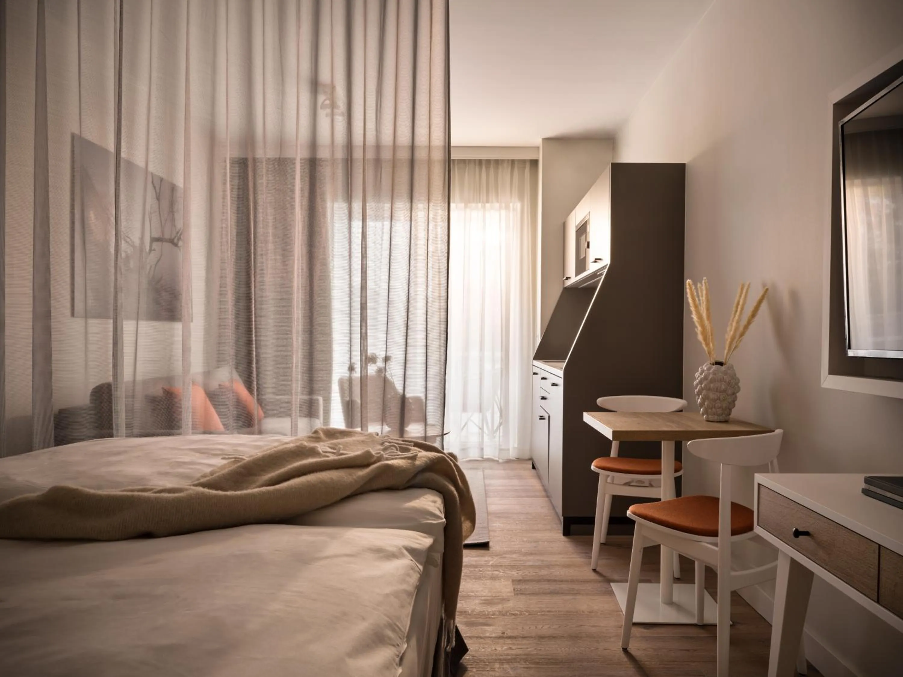 Studio with Side Sea View in the breeze