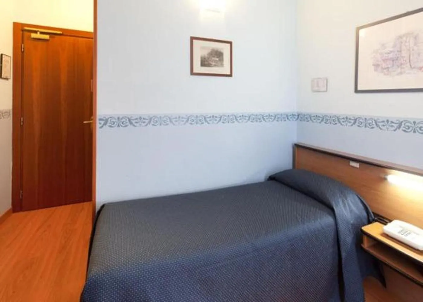 Single Room in Hotel Terminus & Plaza