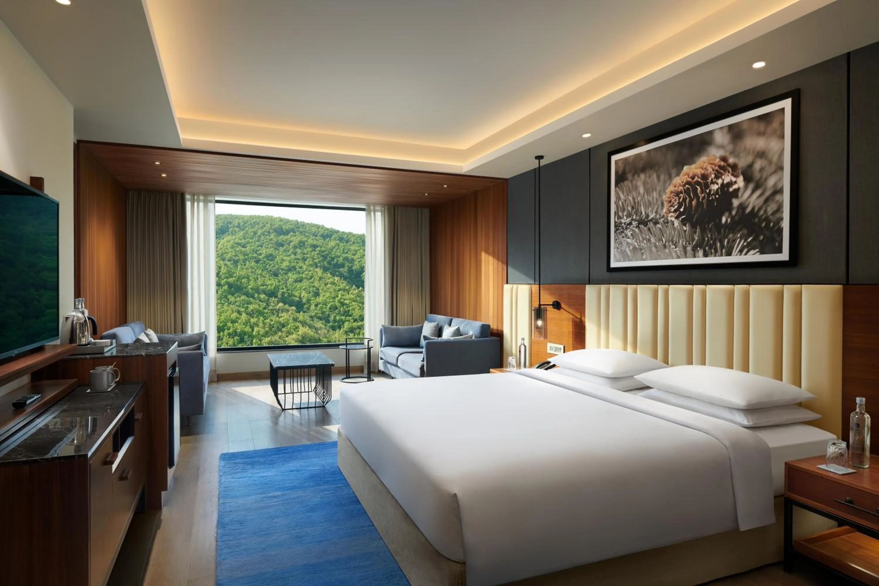 Deluxe Club King Room in Hyatt Regency Dehradun Resort and Spa