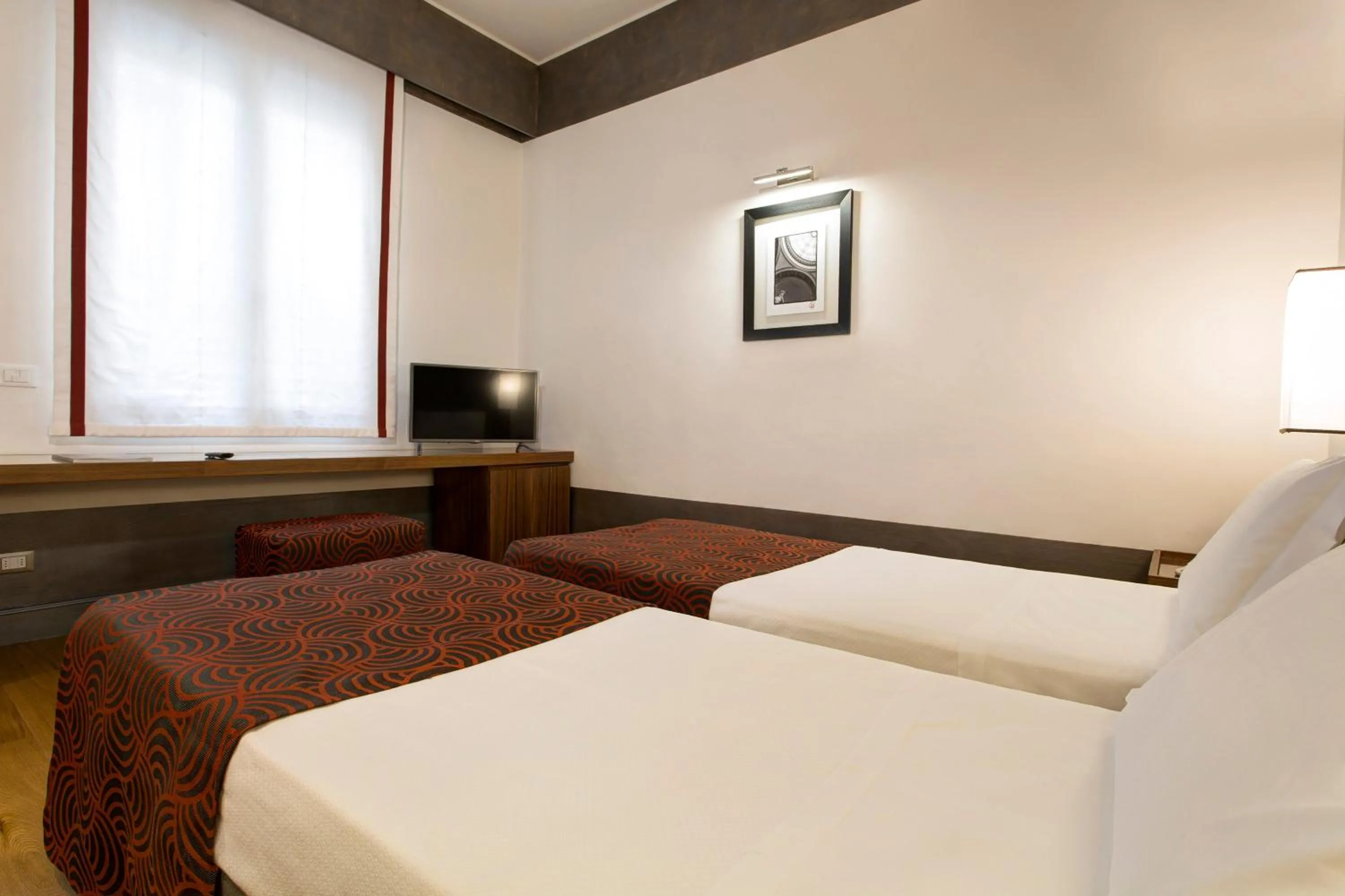 Small Double or Twin Room in Hotel Orto de' Medici