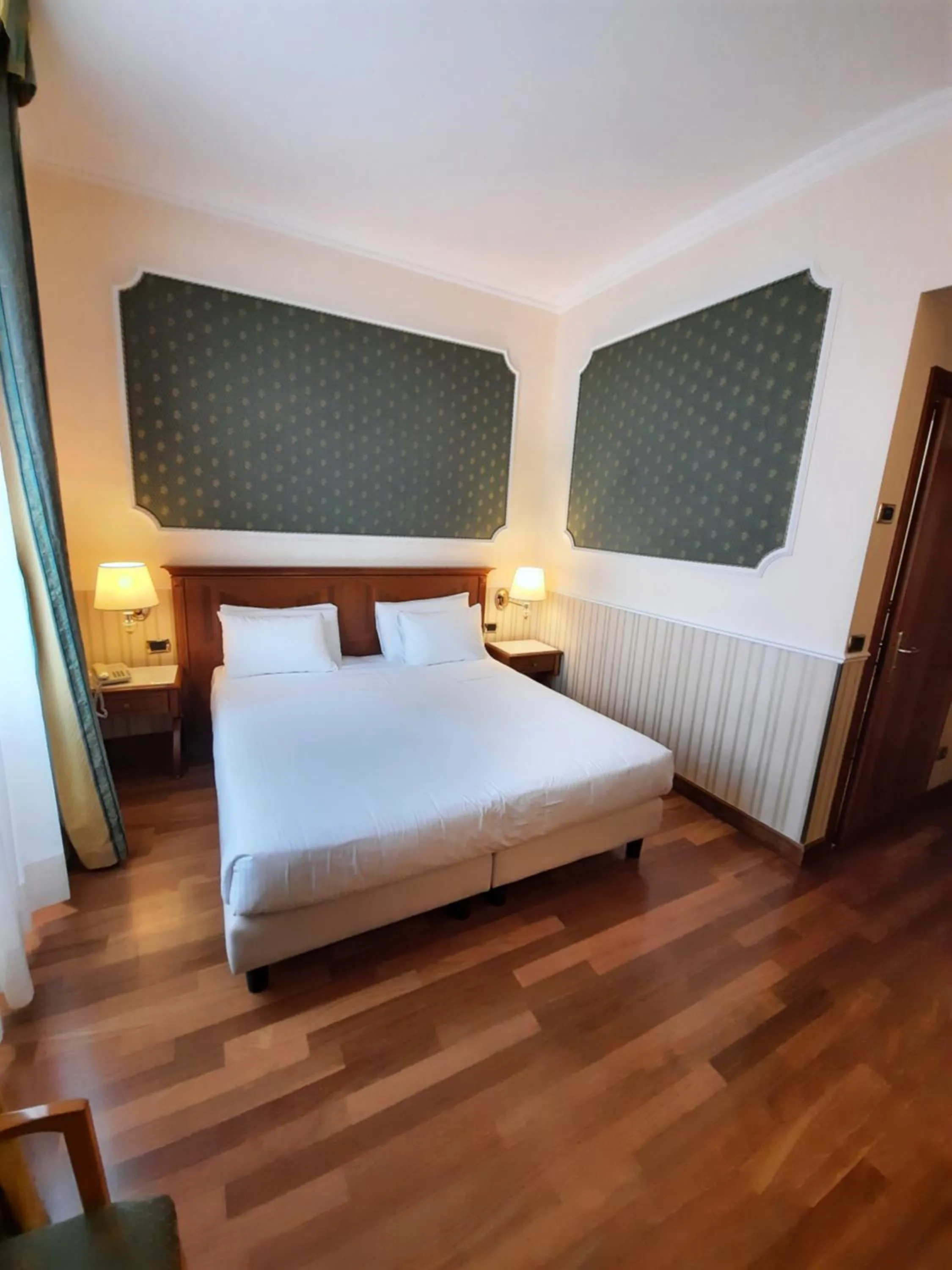 Standard Double Room in Andreola Central Hotel