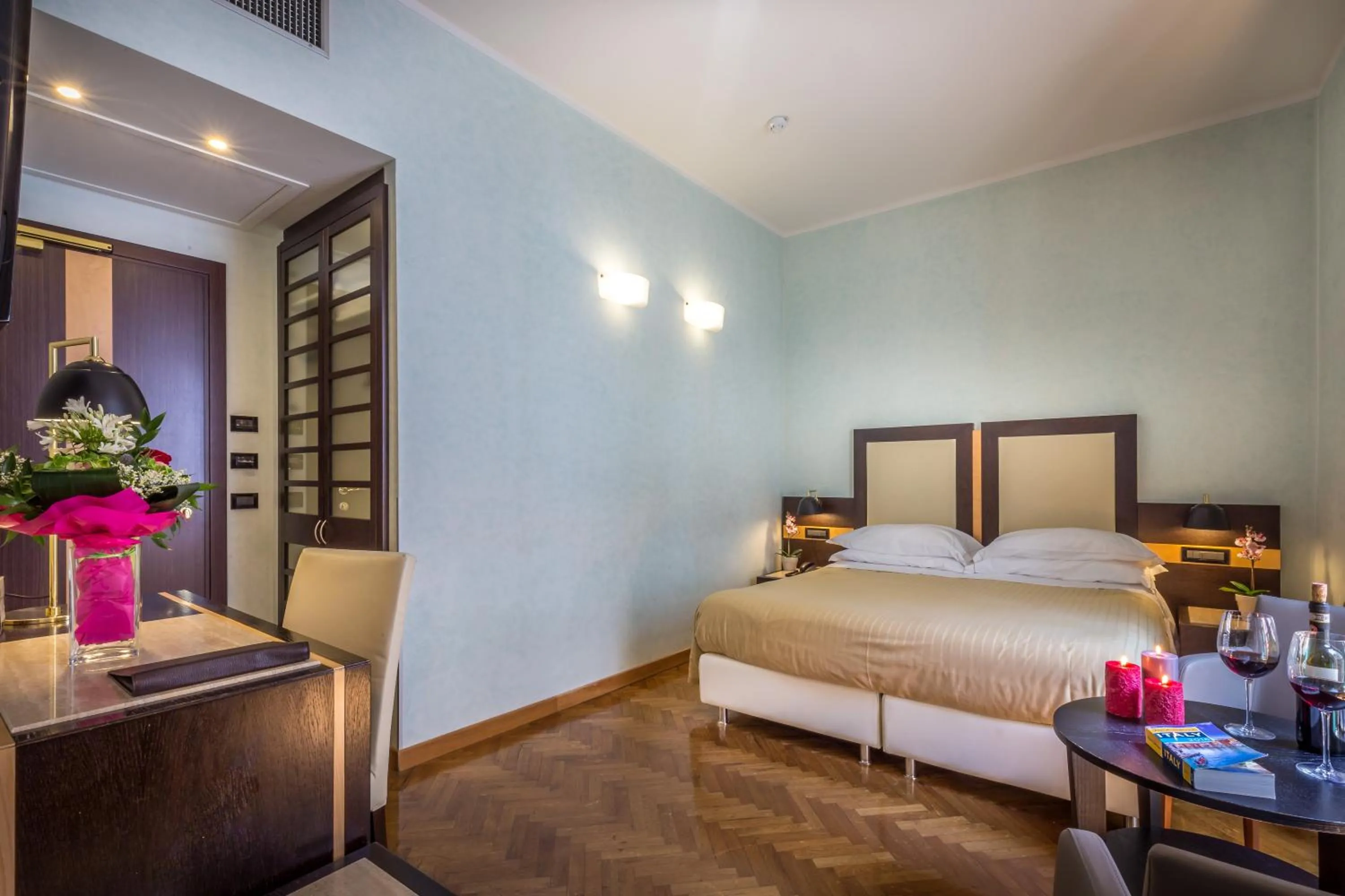 Double or Twin Room with View in Hotel Duomo Firenze