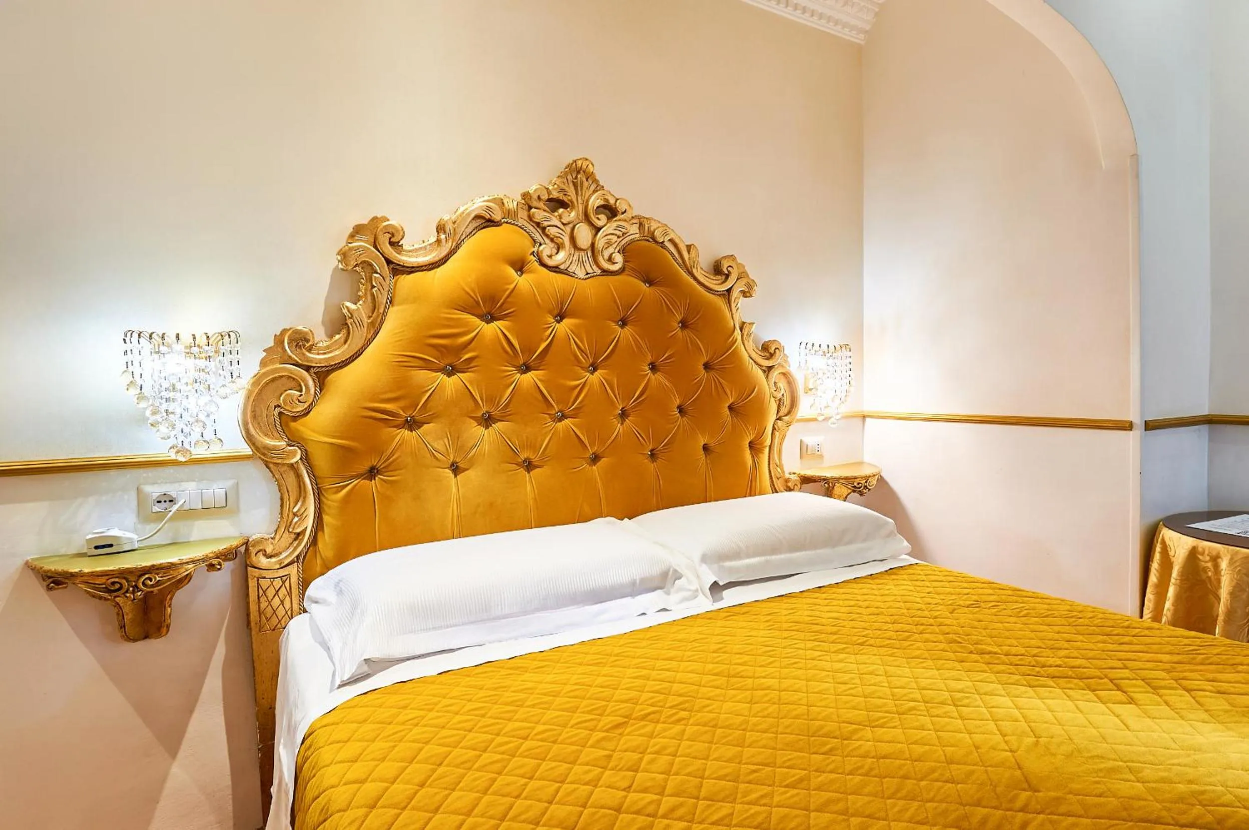 Double Room in Hotel Virginia