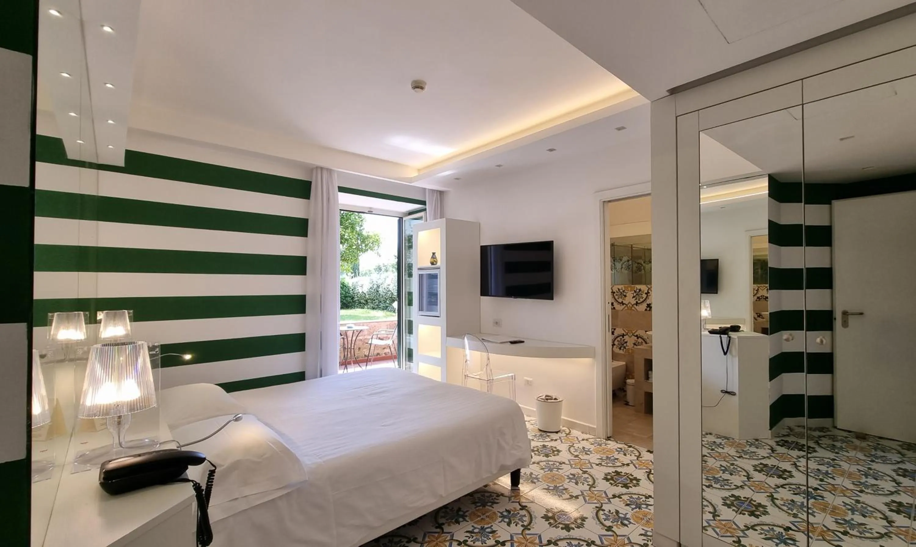 Double or Twin Room with Terrace in Hotel Alpha