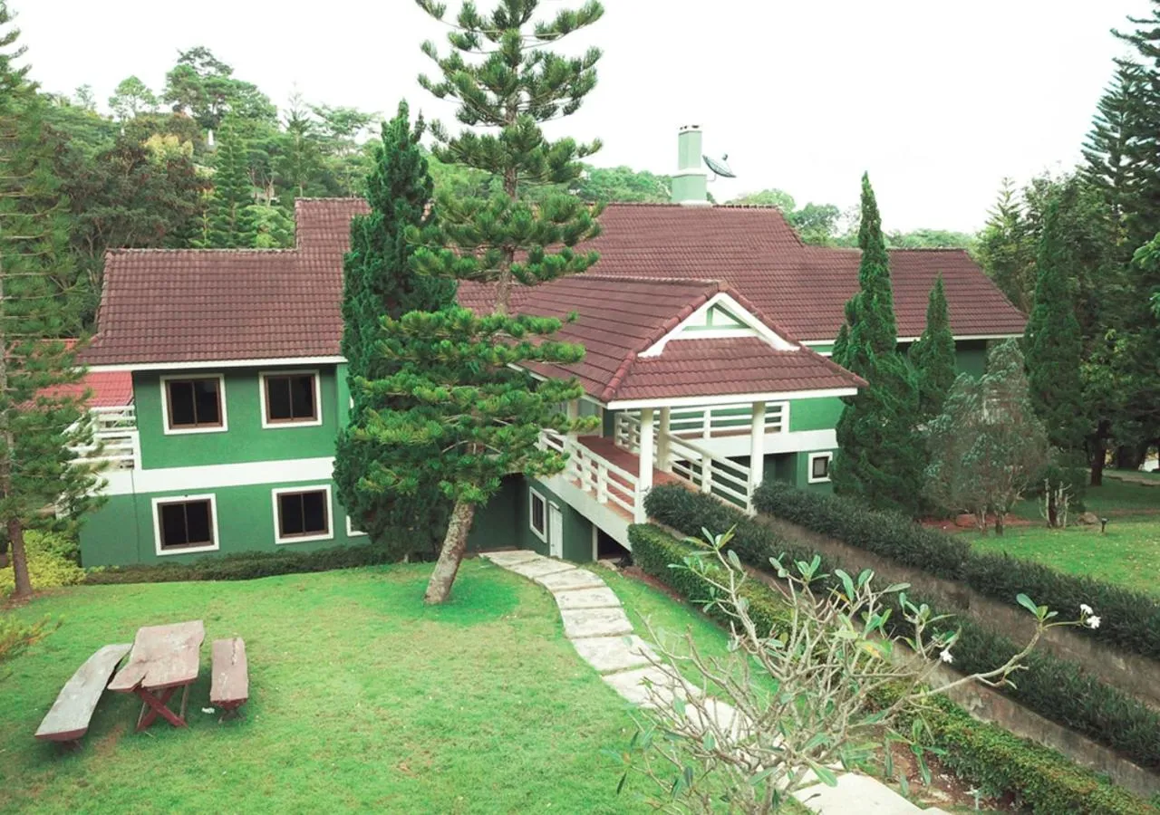 Family Room with Lake View in Phukaew Resort & Adventure Park