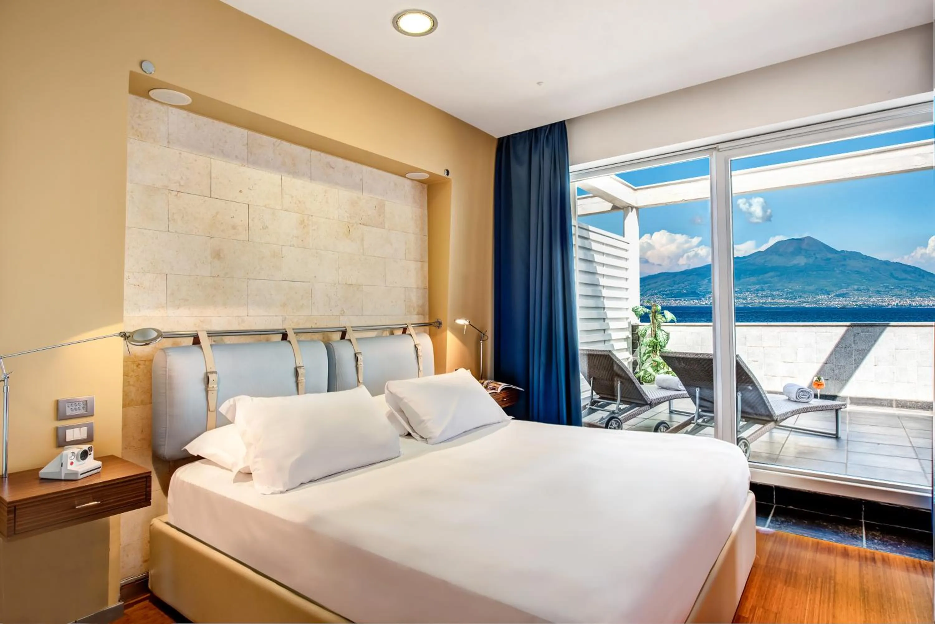 Suite with Terrace in Towers Hotel Stabiae Sorrento Coast