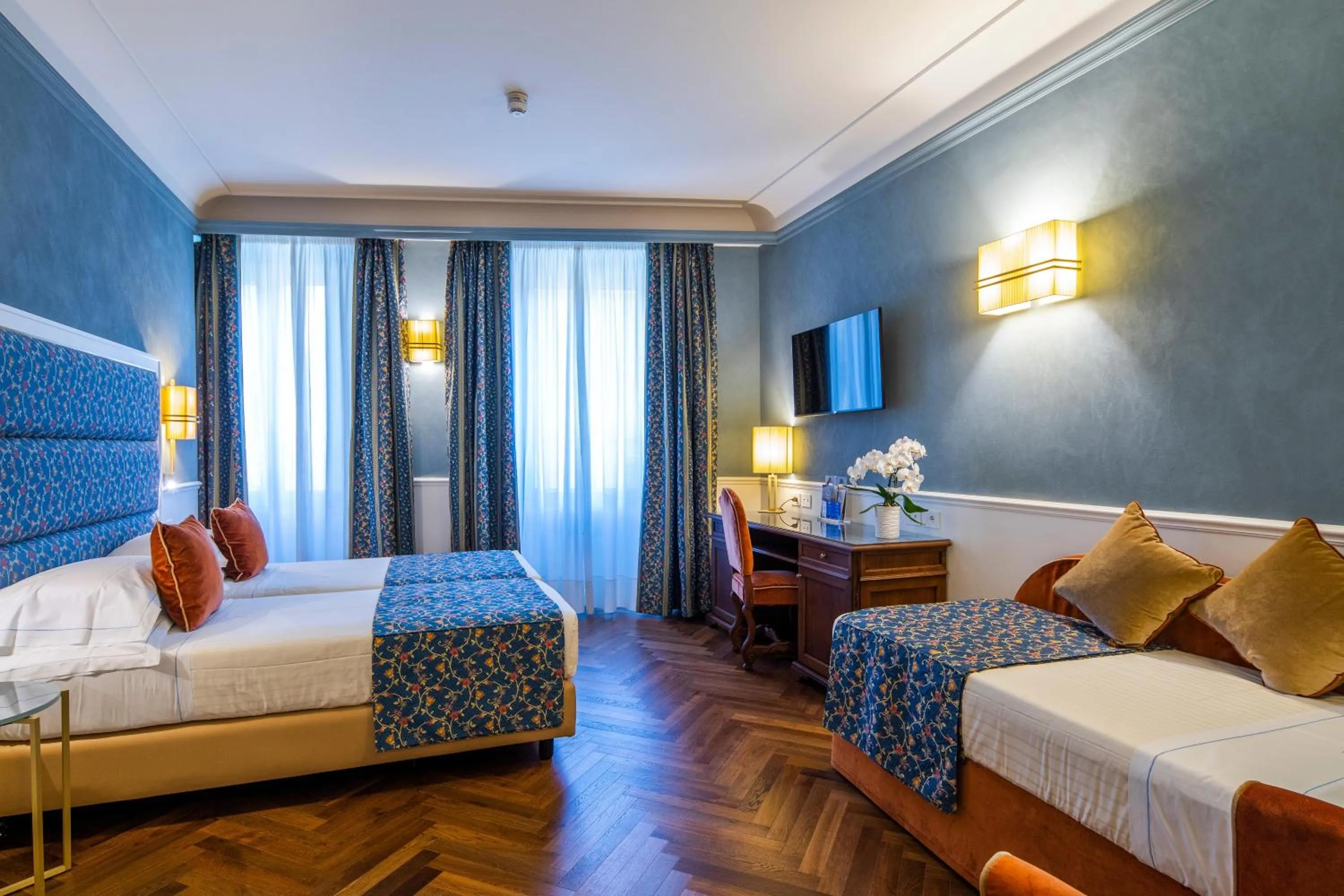Deluxe Family Room in Rivoli Boutique Hotel