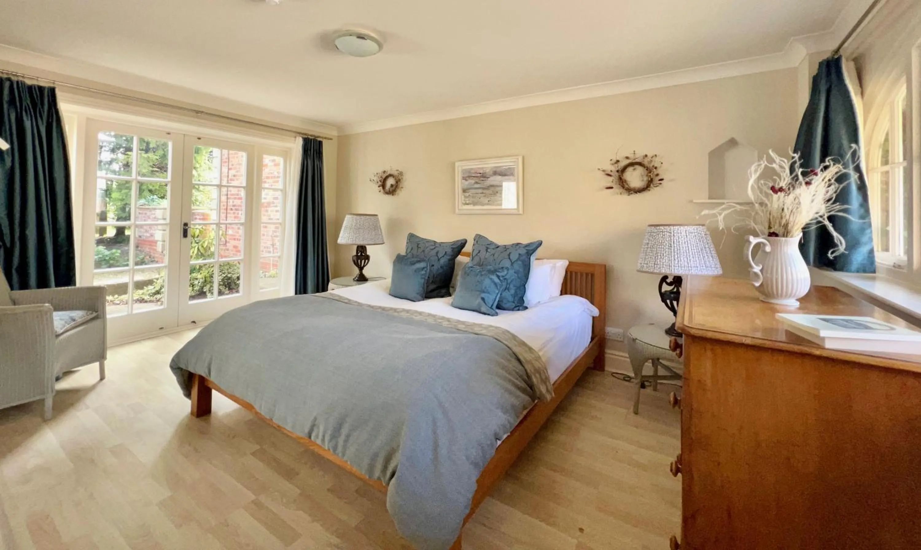 The Morris  in Tickton Grange Hotel