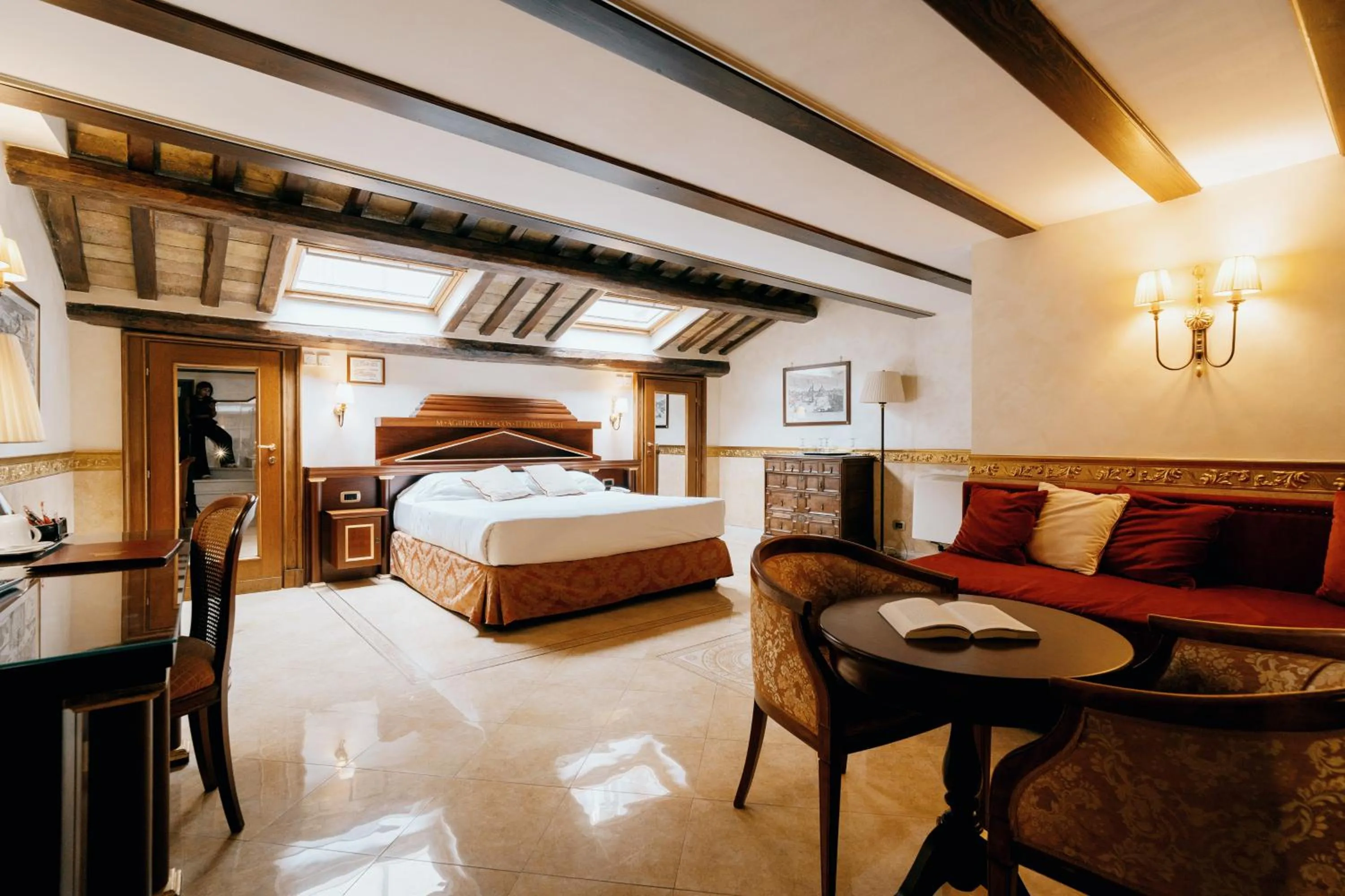 Suite in Hotel Pantheon