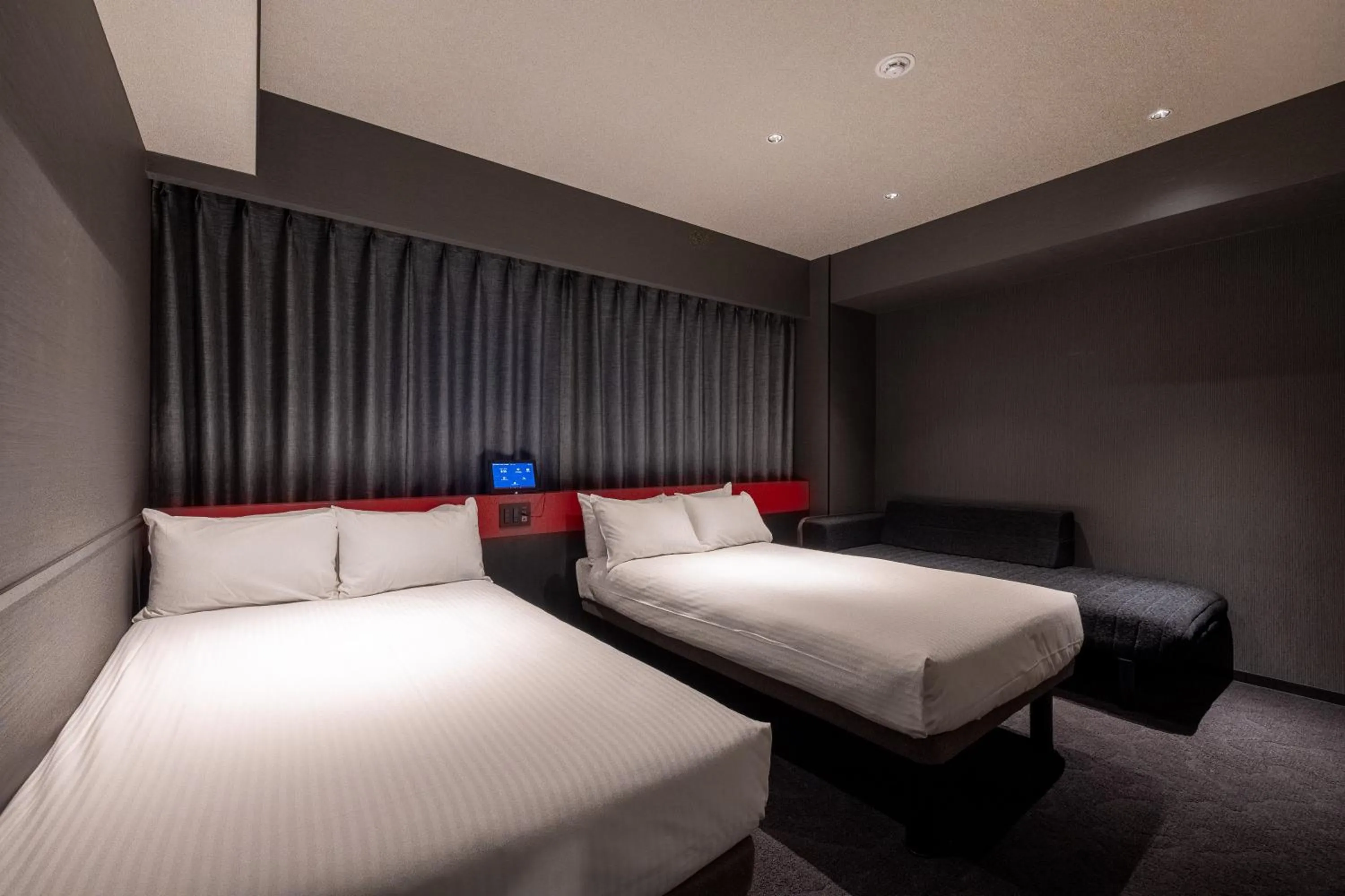 Superior Twin Room in Wyndham Garden Sapporo Odori