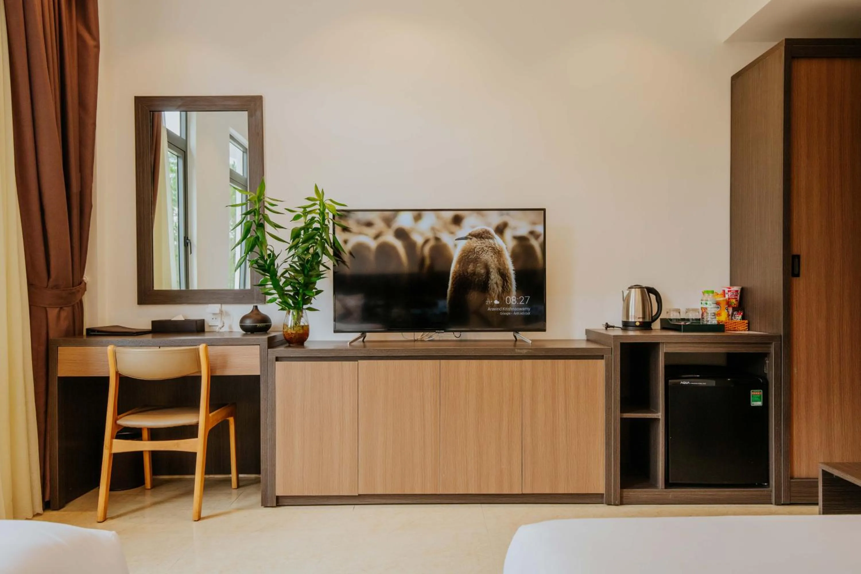 Twin Room with Mountain View in Rừng Lá Kim Resort