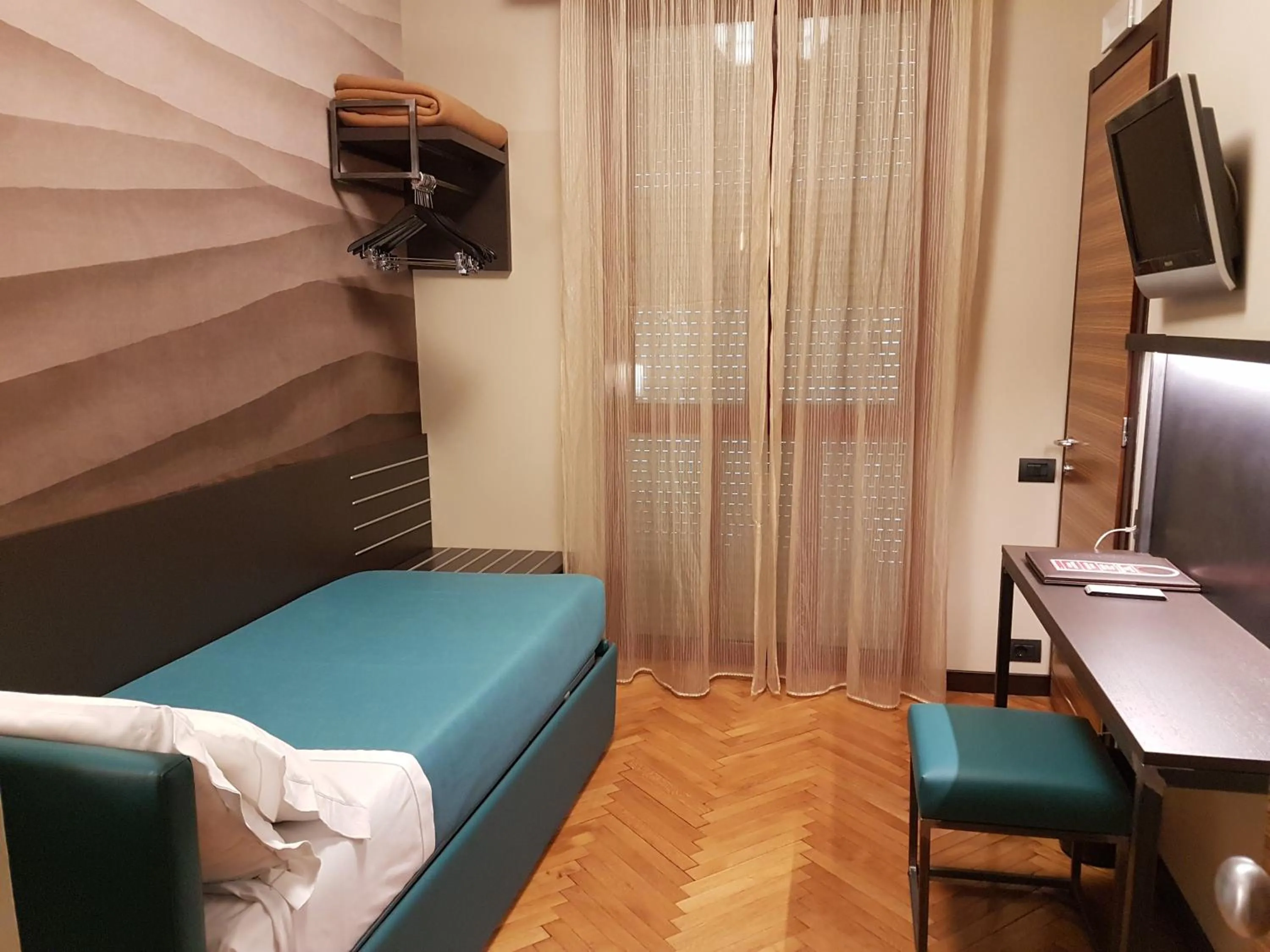 Single Room in Park Hotel Meublé