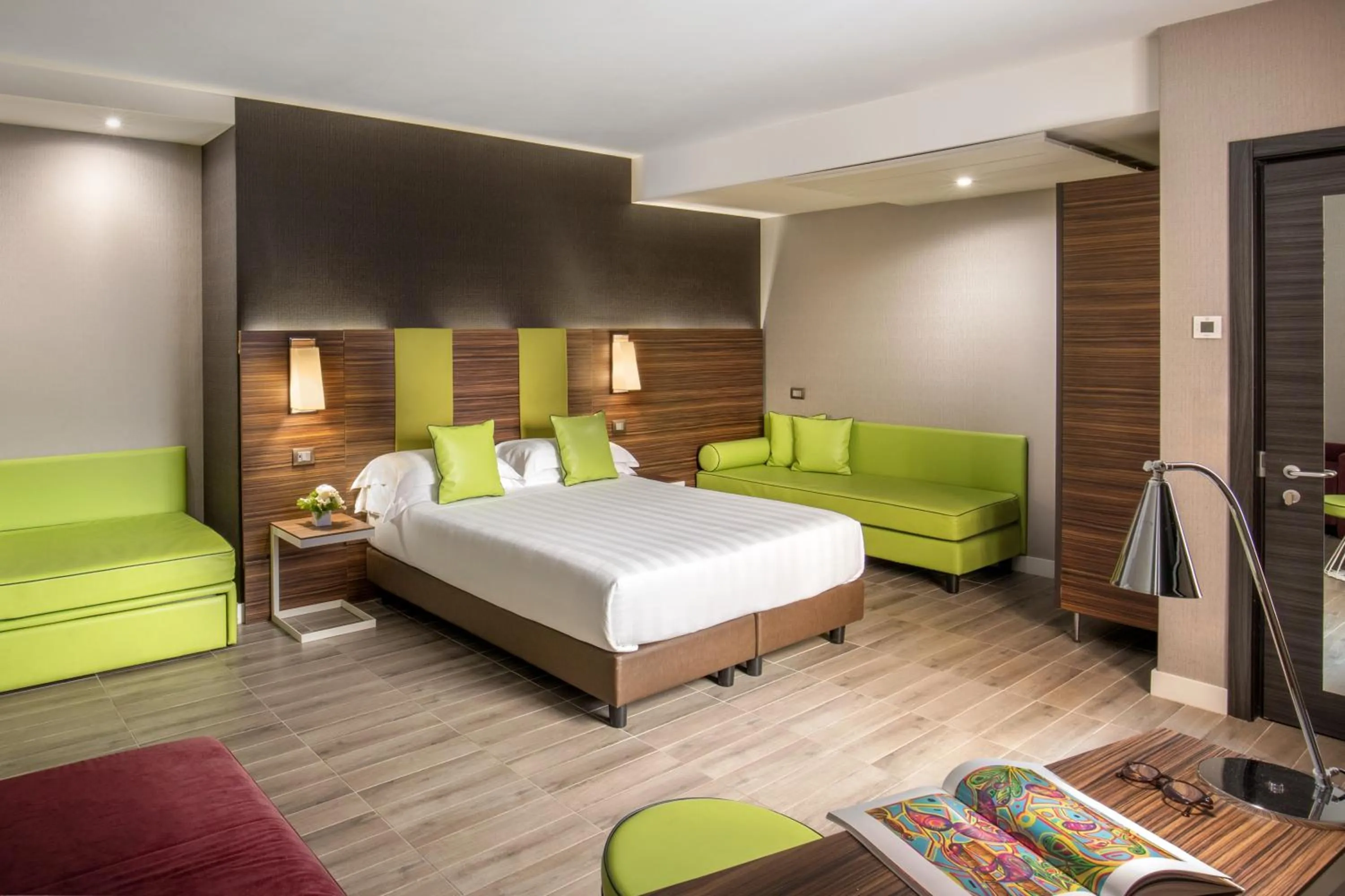 Large Family Room in The Republic