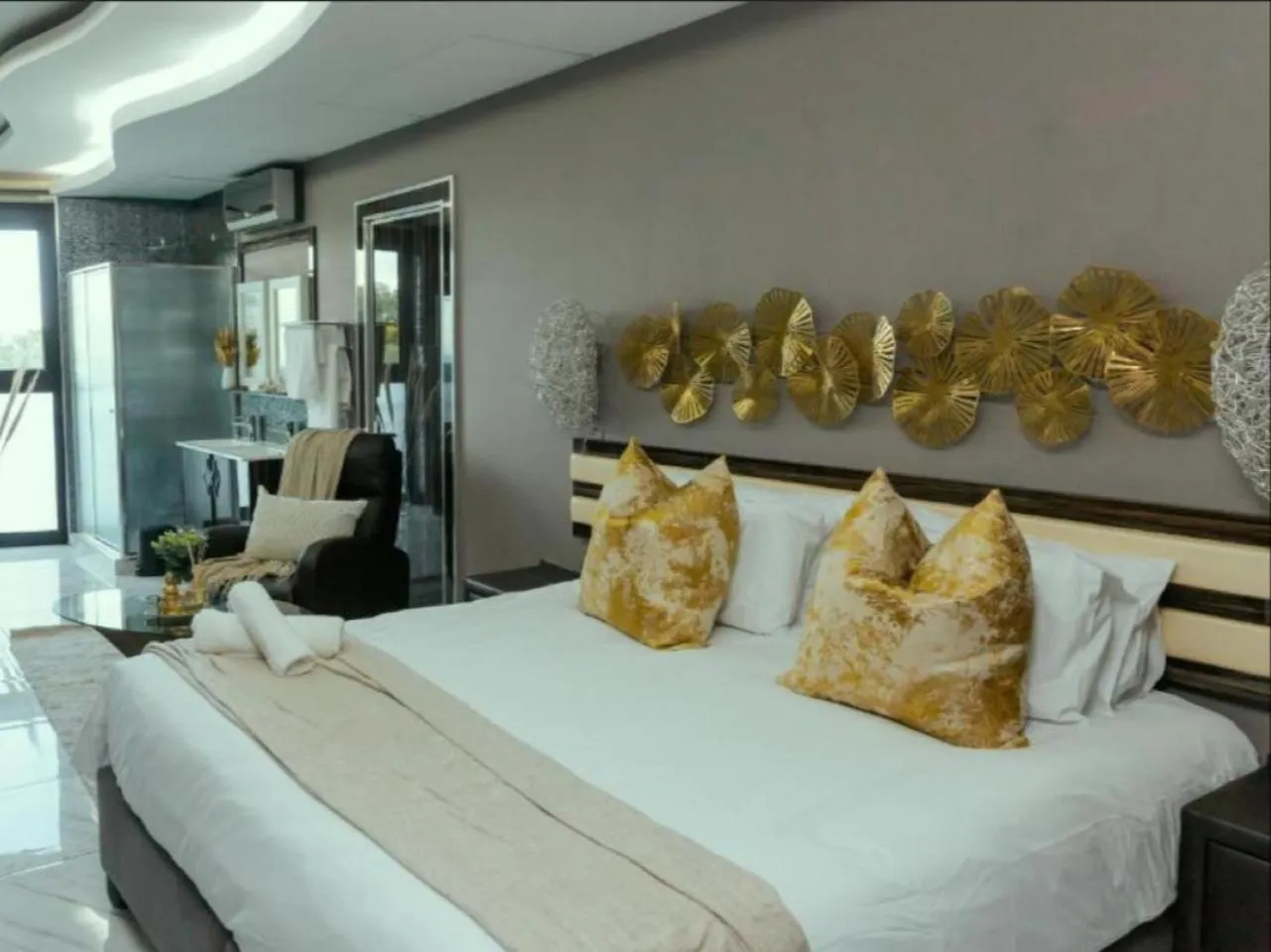 Two-Bedroom Apartment - single occupancy in Monte La Vue Hotel