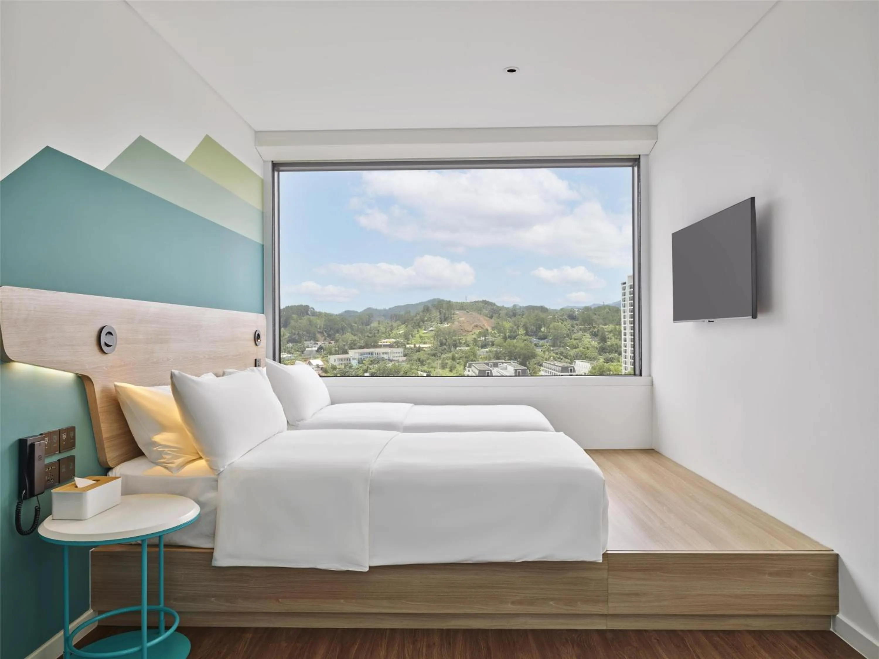 Twin Room in Tru by Hilton Lang Son City Centre