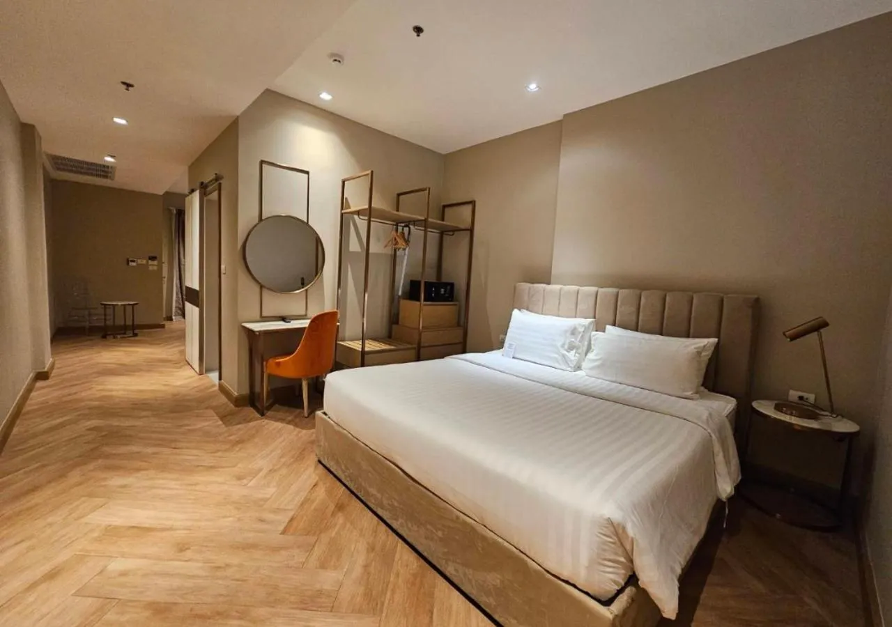 Standard King Room in Away Bangkok Riverside Kene