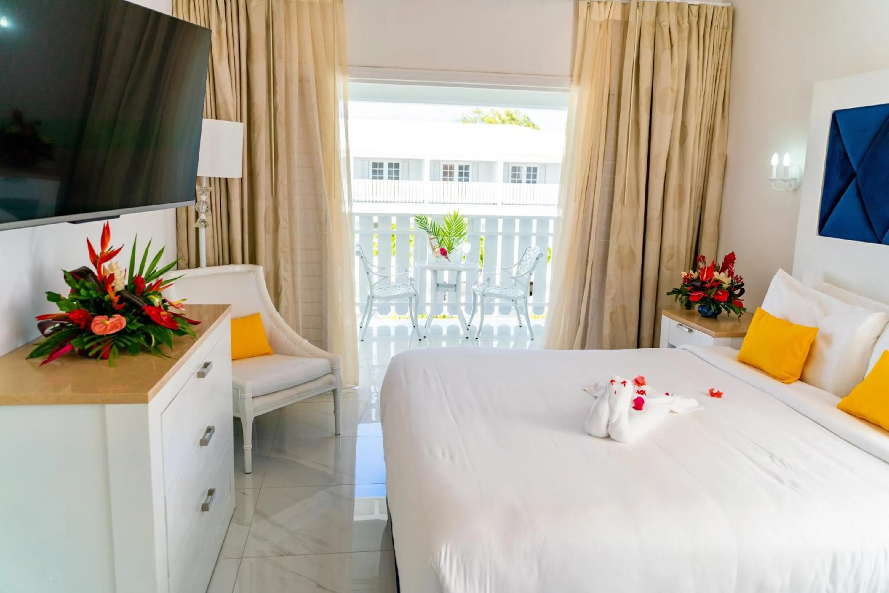 Deluxe Room in The SoCo House - All-Inclusive